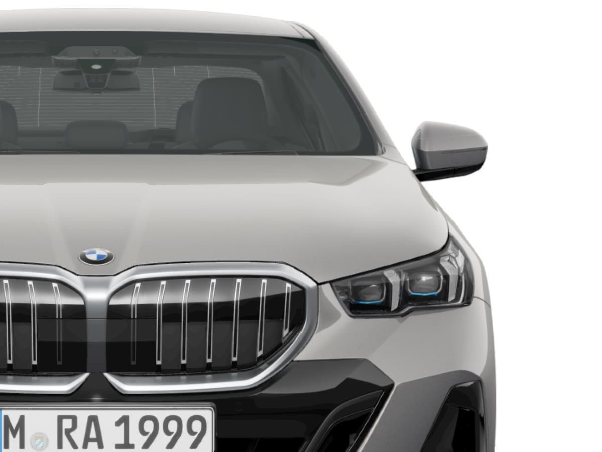 BMW Řada 5, 520d xDrive Sedan - fotka 4