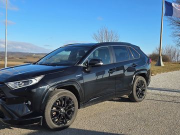 RAV 4 Black Edition 2,5 HYBRID