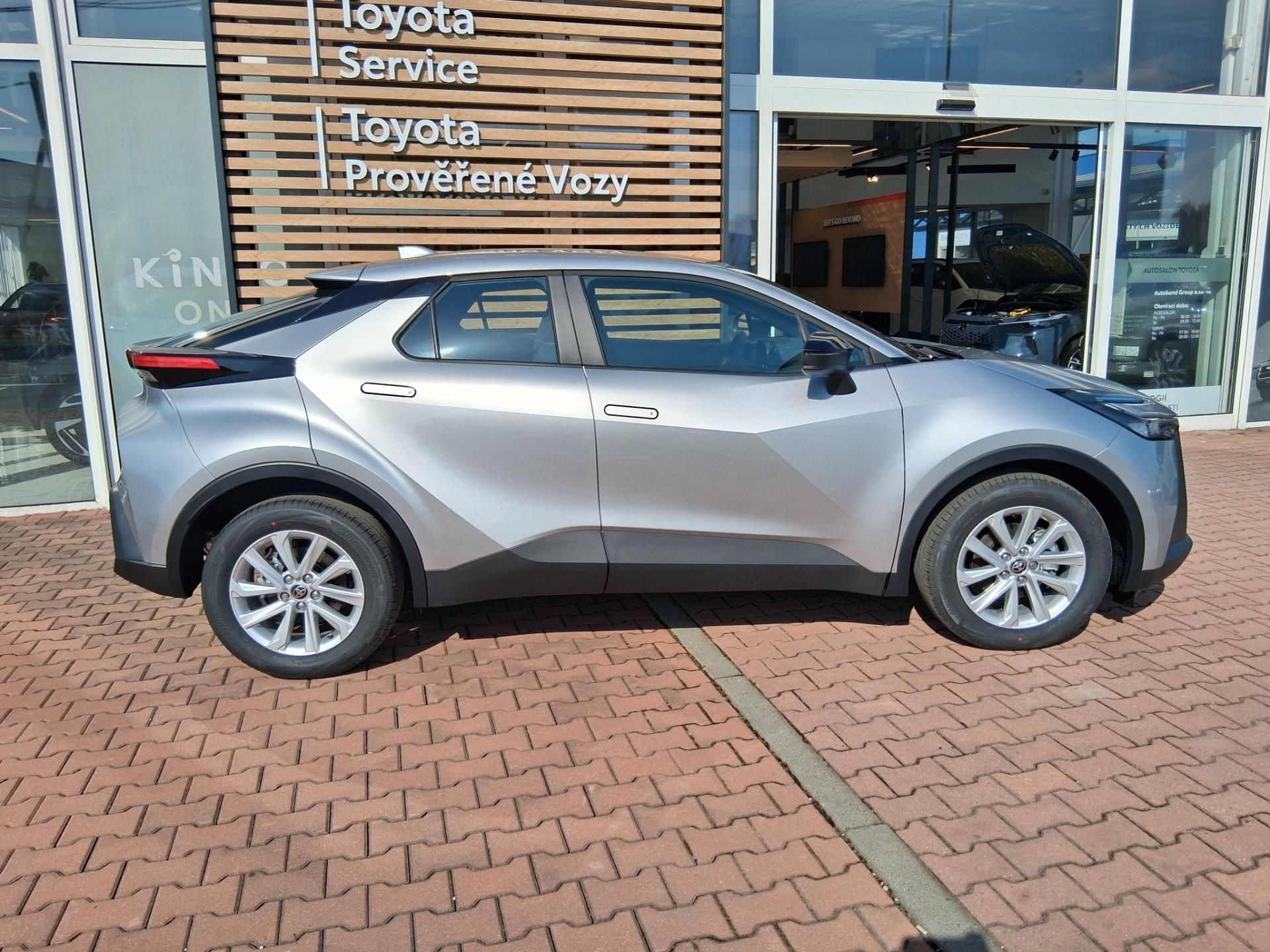 Toyota C-HR, 1,8 HEV LIMITED EDITION - fotka 3