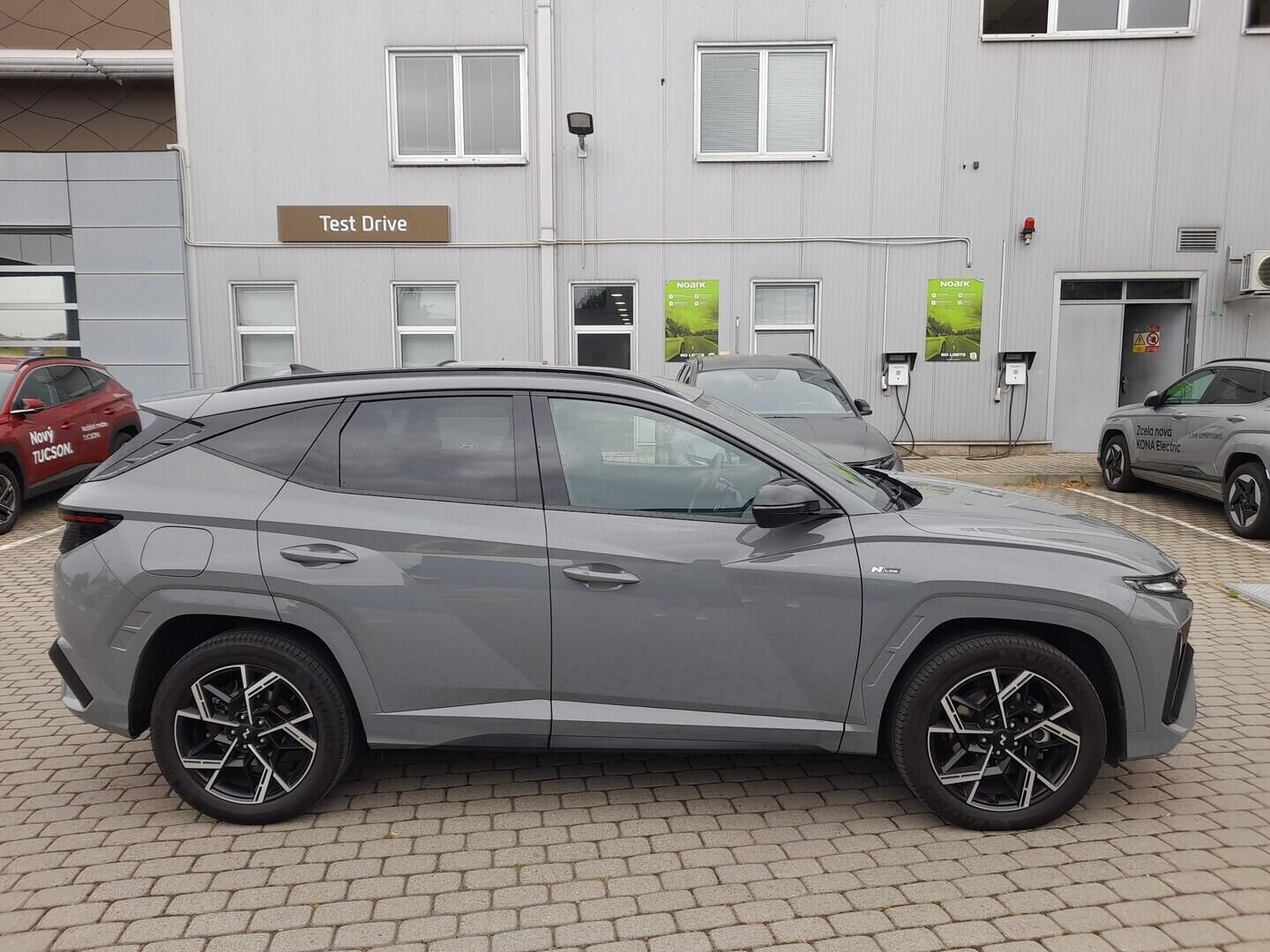 Hyundai Tucson, PHEV NX4 N Line Style 1,6 T-GD - fotka 6
