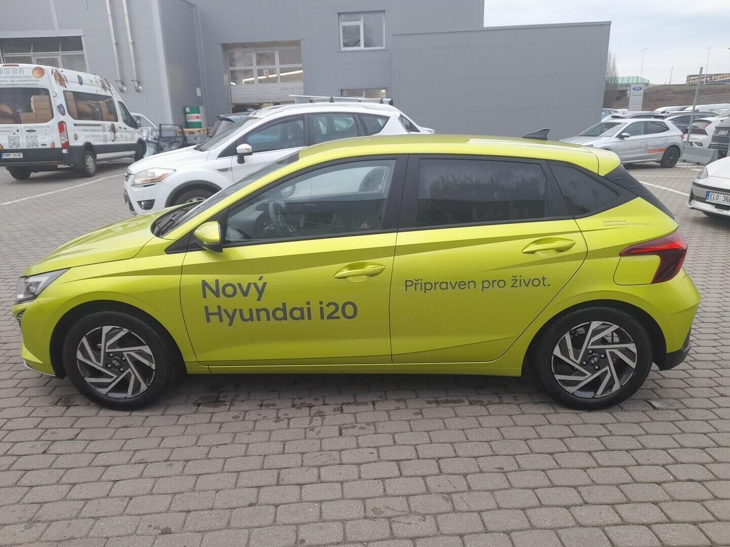 Hyundai i20, BC3 Smart 1,2i 58 kW - fotka 6