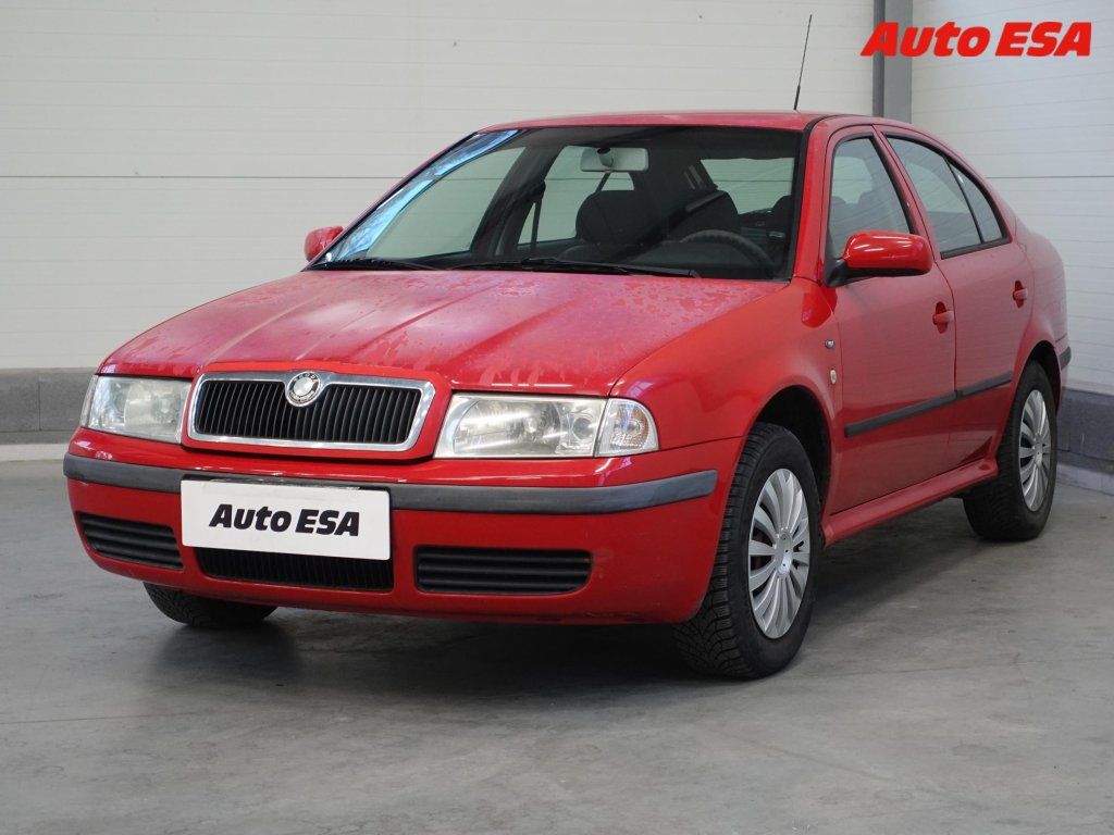Škoda Octavia, 1.6i,Elegance - fotka 3