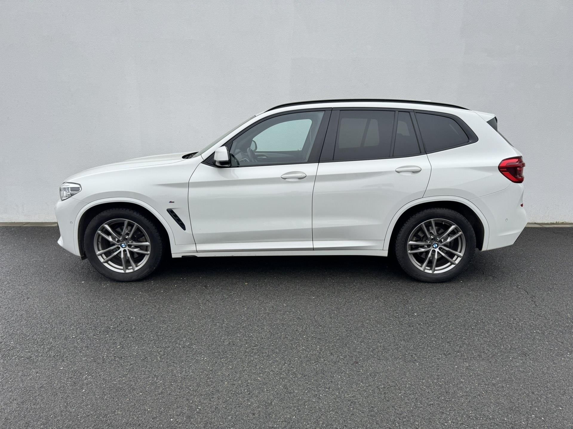 BMW X3, X3 xDrive20d Mpaket - fotka 3