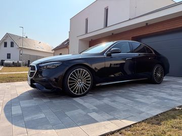 AMG Line Superscreen