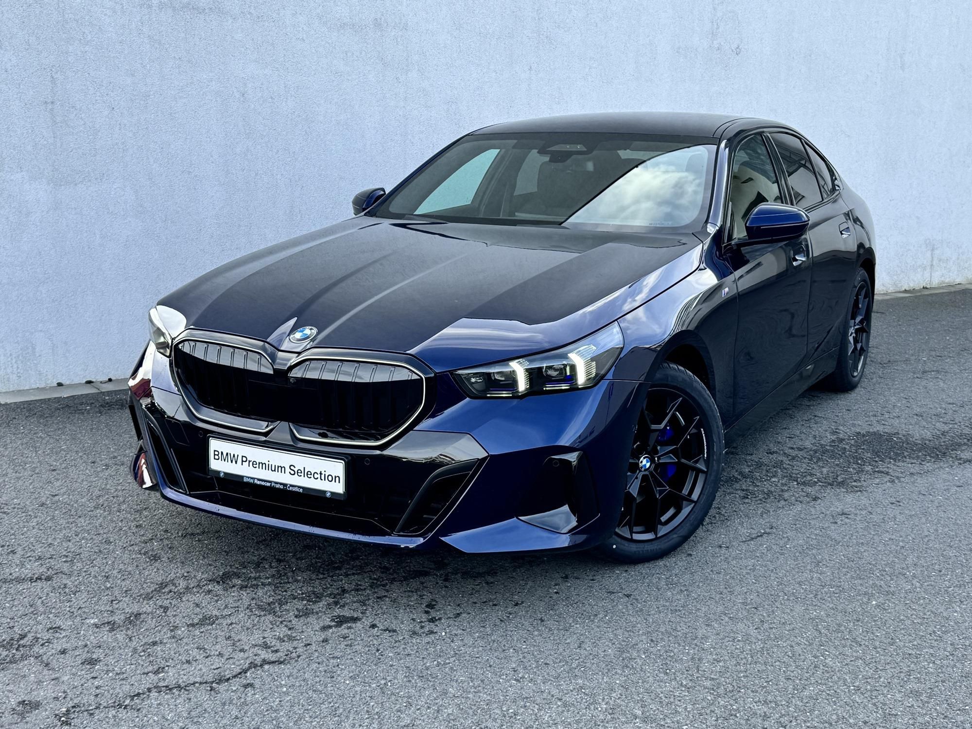 BMW Řada 5, 520d xDrive Sedan