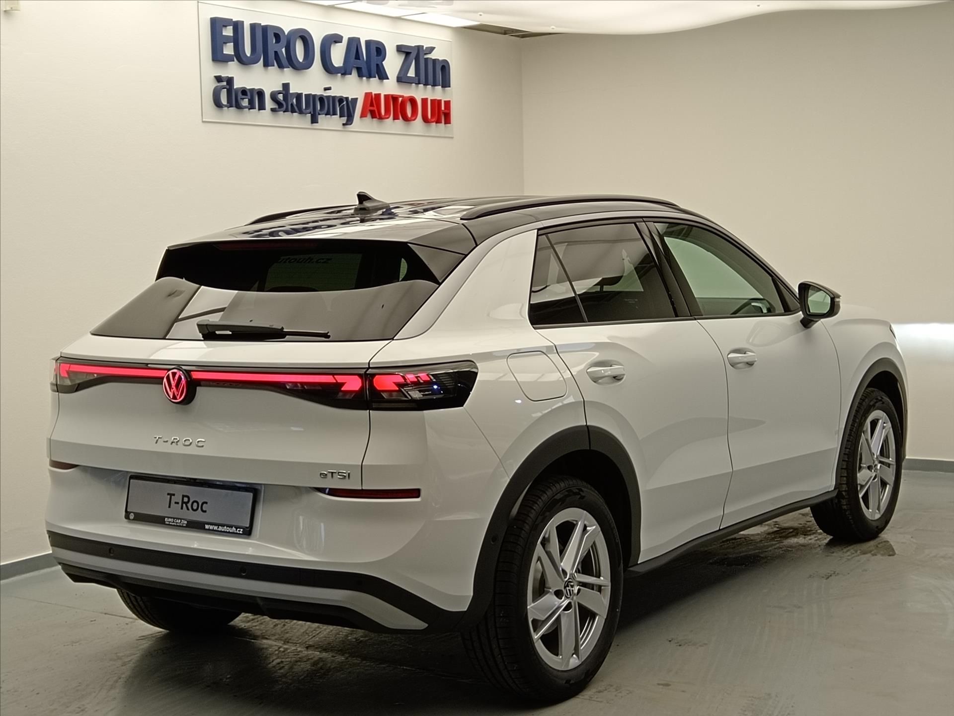 Volkswagen T-Roc, 1,5 eTSI 110 kW 7DSG  Life - fotka 6