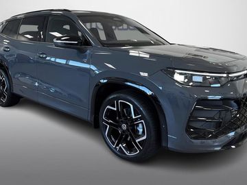 TDI 4M R-Line NezT Matrix Pano