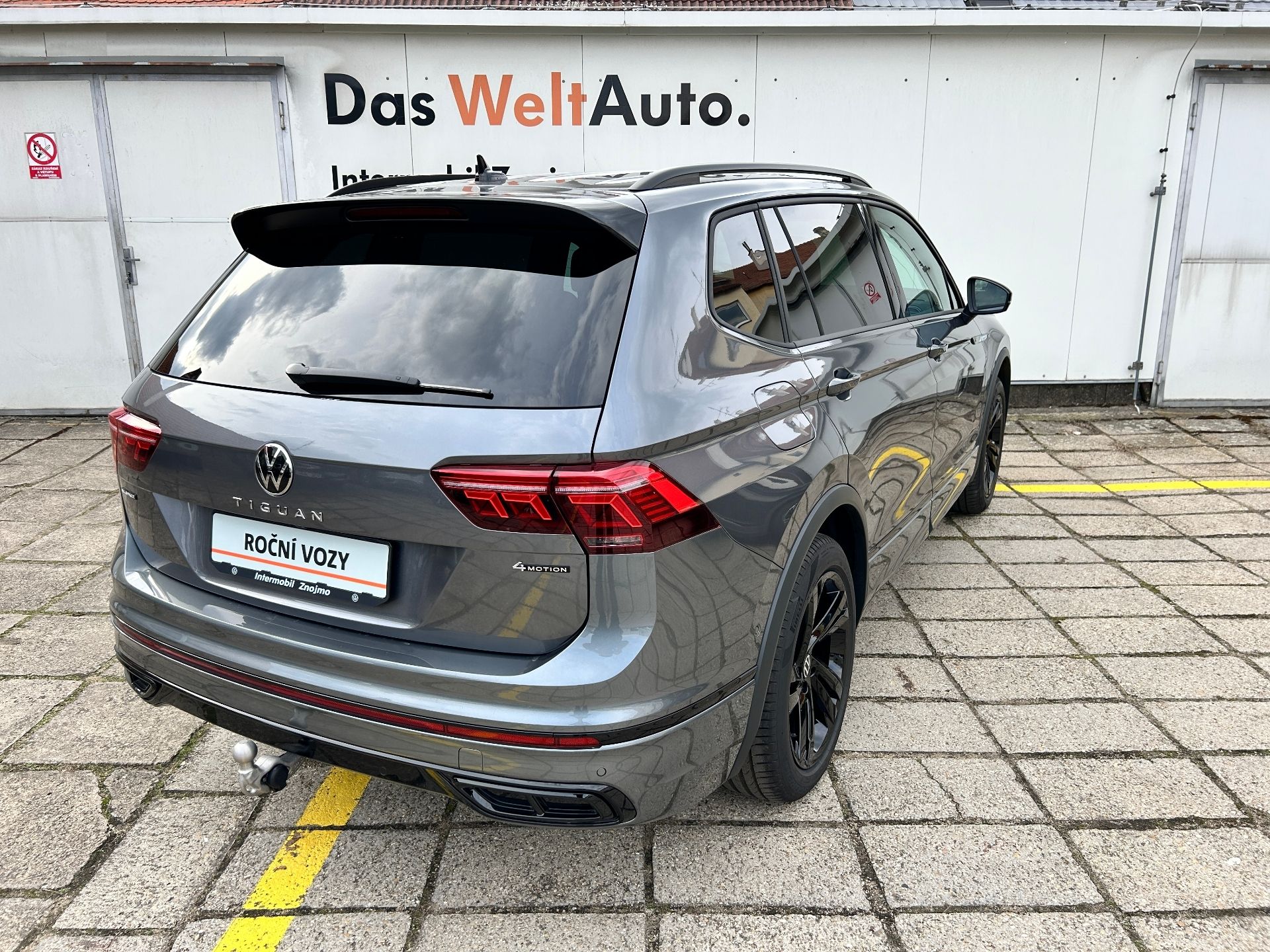 Volkswagen Tiguan Allspace, Allspace R-Line 2,0TDI 200PS 4 - fotka 4