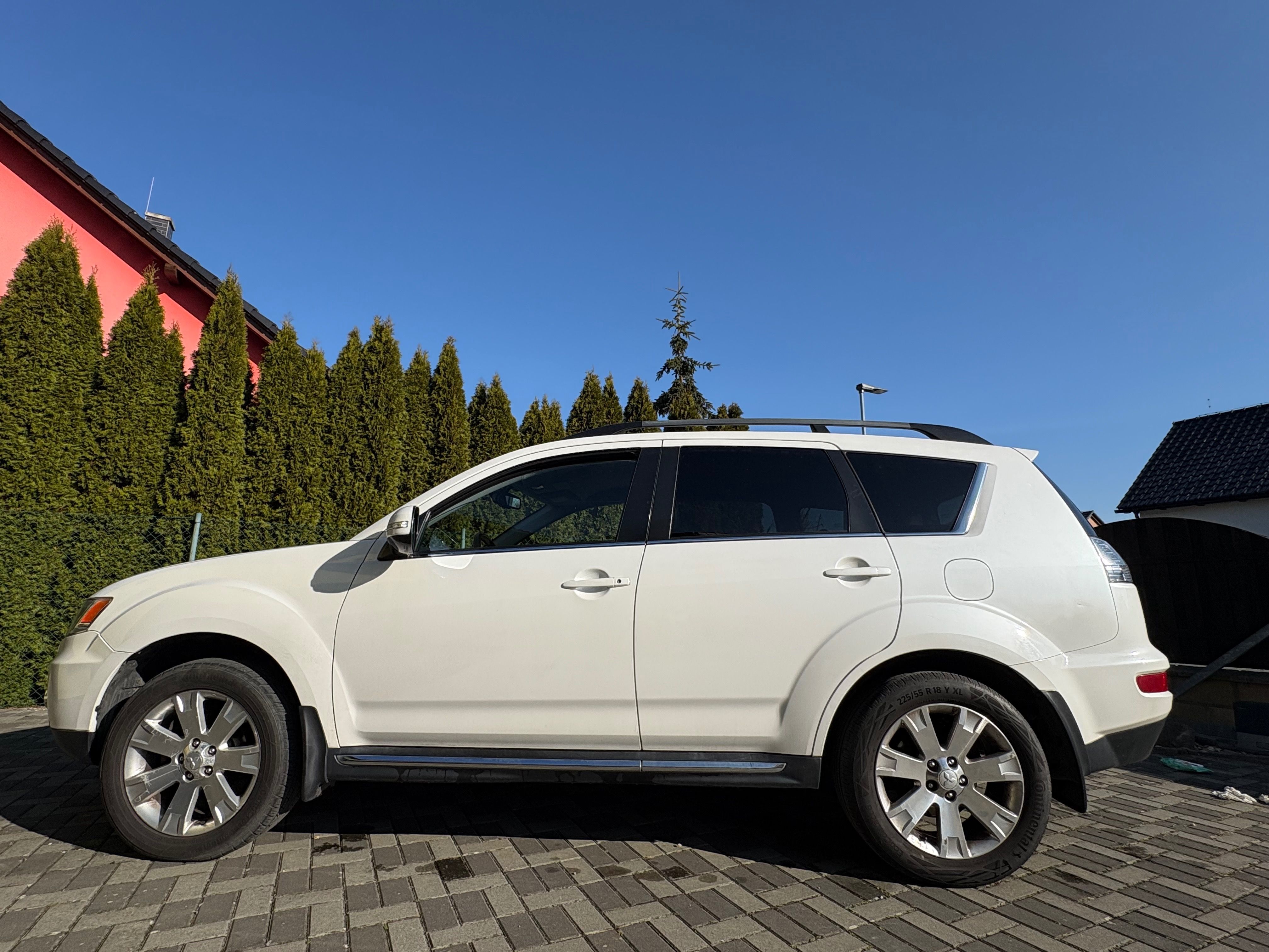 Mitsubishi Outlander, Mitsubishi Outlander 2.2 DI-D - fotka 2