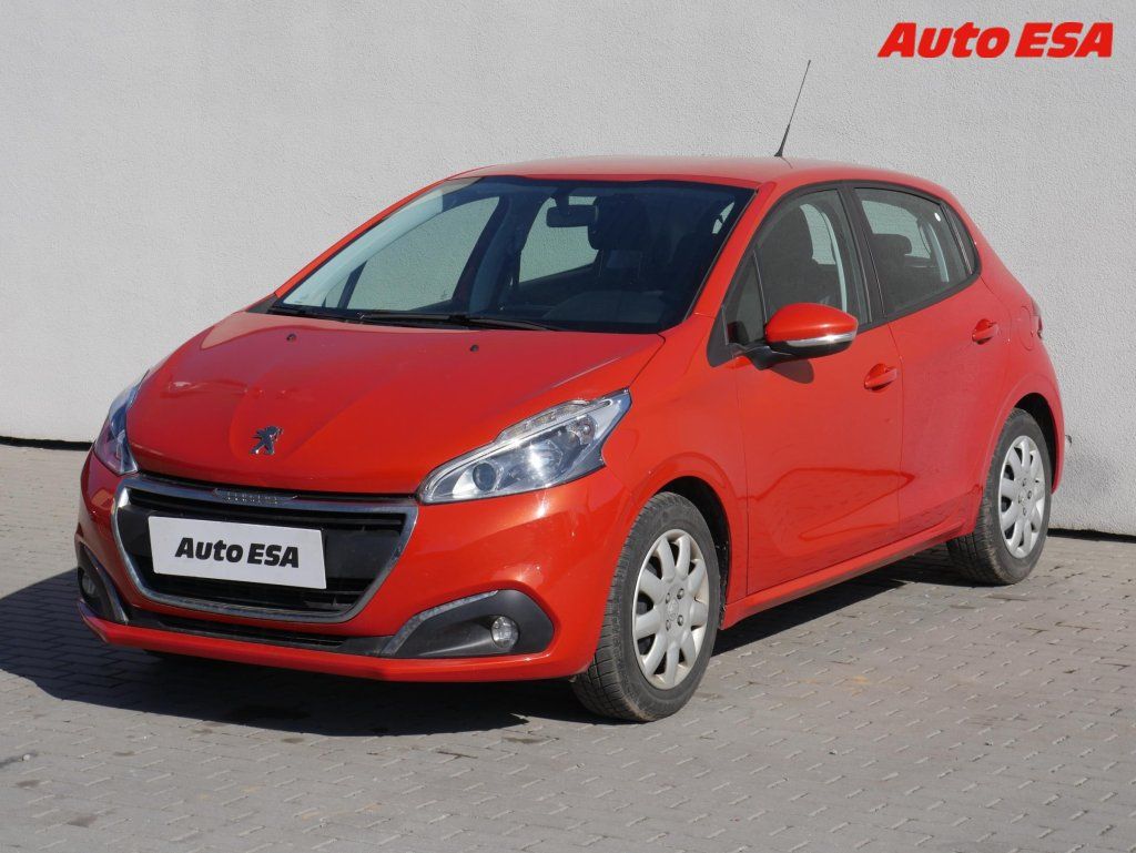 Peugeot 208, 1.2PT,ČR,AC,výhřev sed - fotka 3