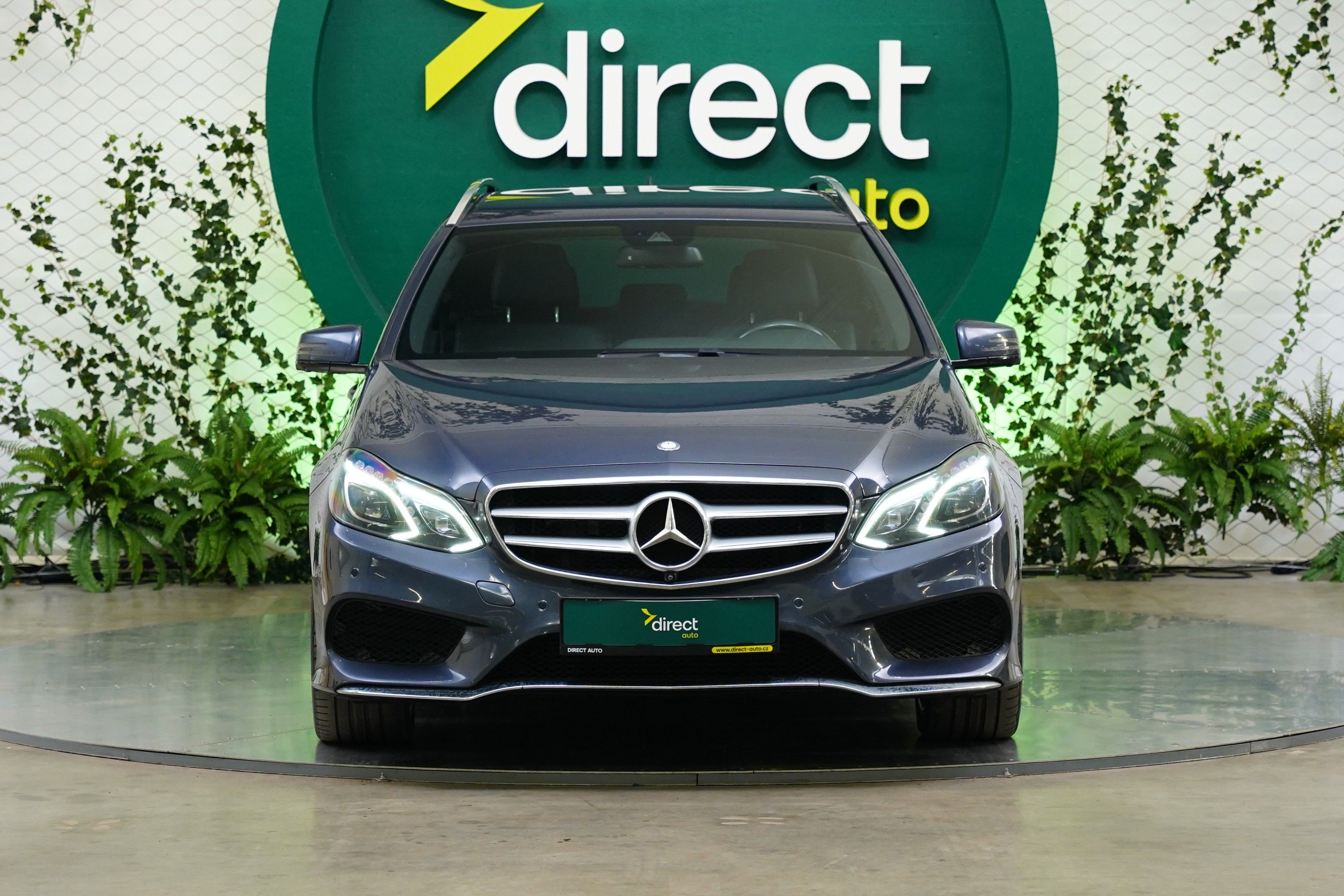 Mercedes-Benz Třídy E, 350d 190 kW 4Matic - fotka 4