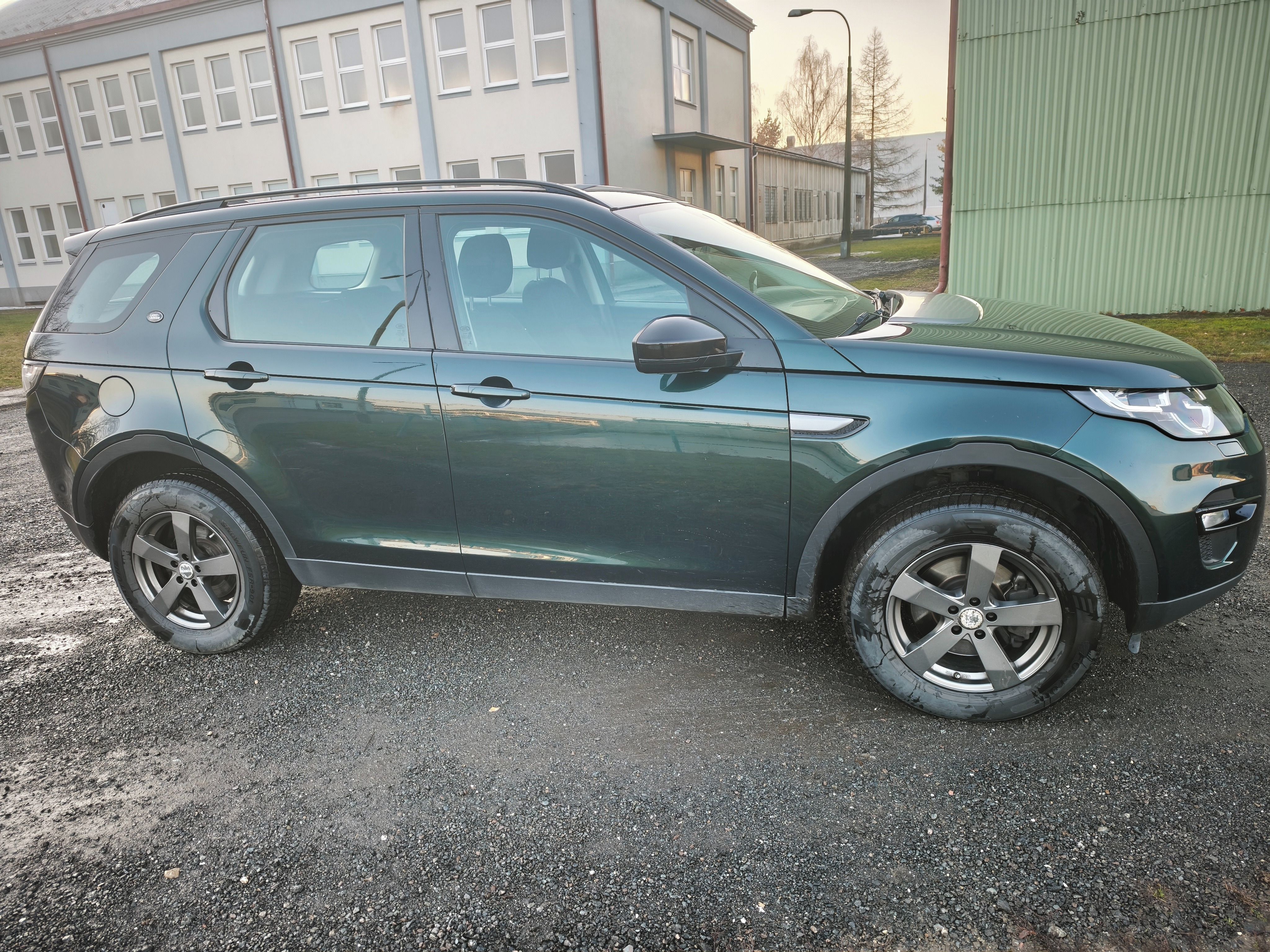 Land Rover Discovery Sport, Land Rover Discovery, 2.0 TD4 - fotka 4