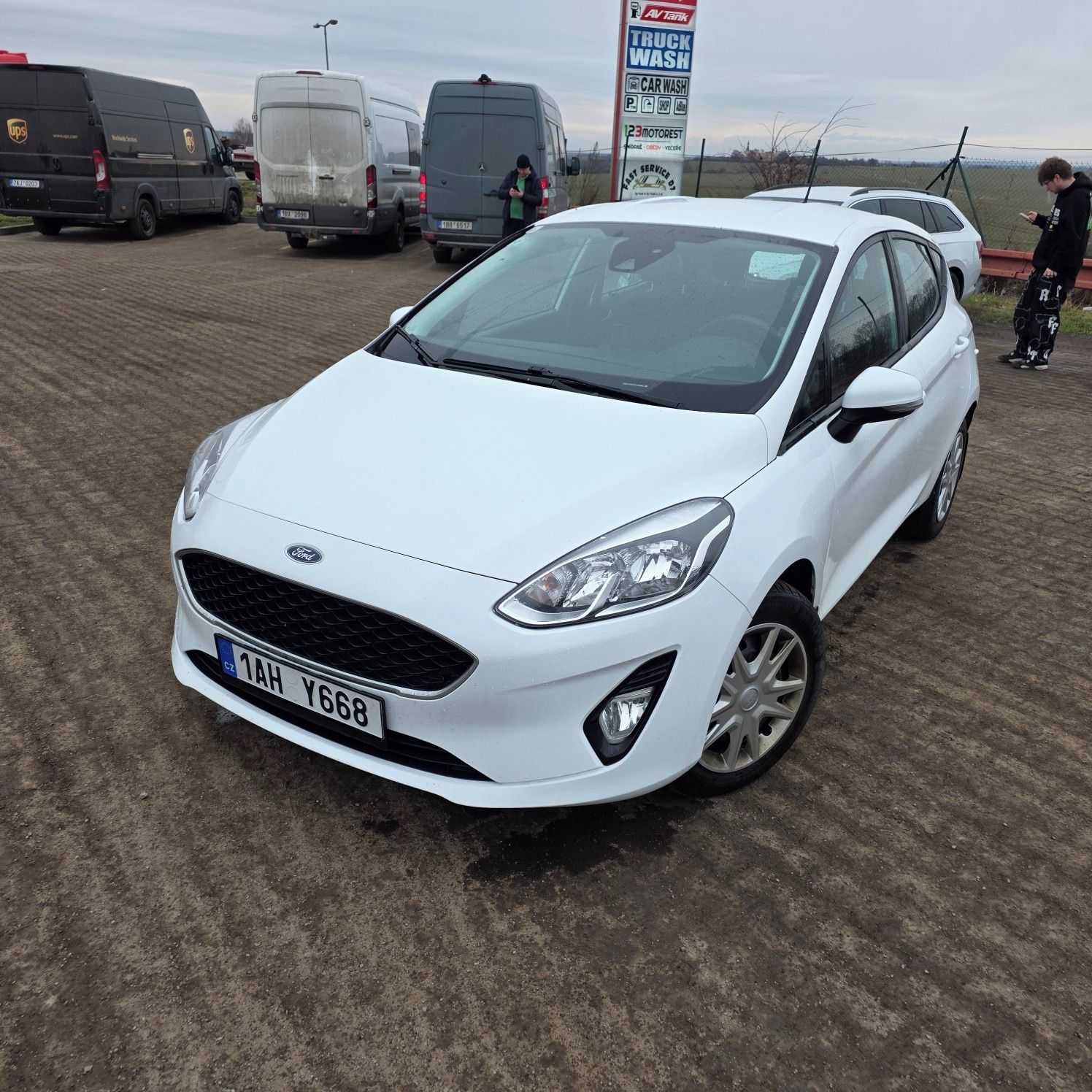 Ford Fiesta, 1.1 klima, serviska, DPH, top! - fotka 2