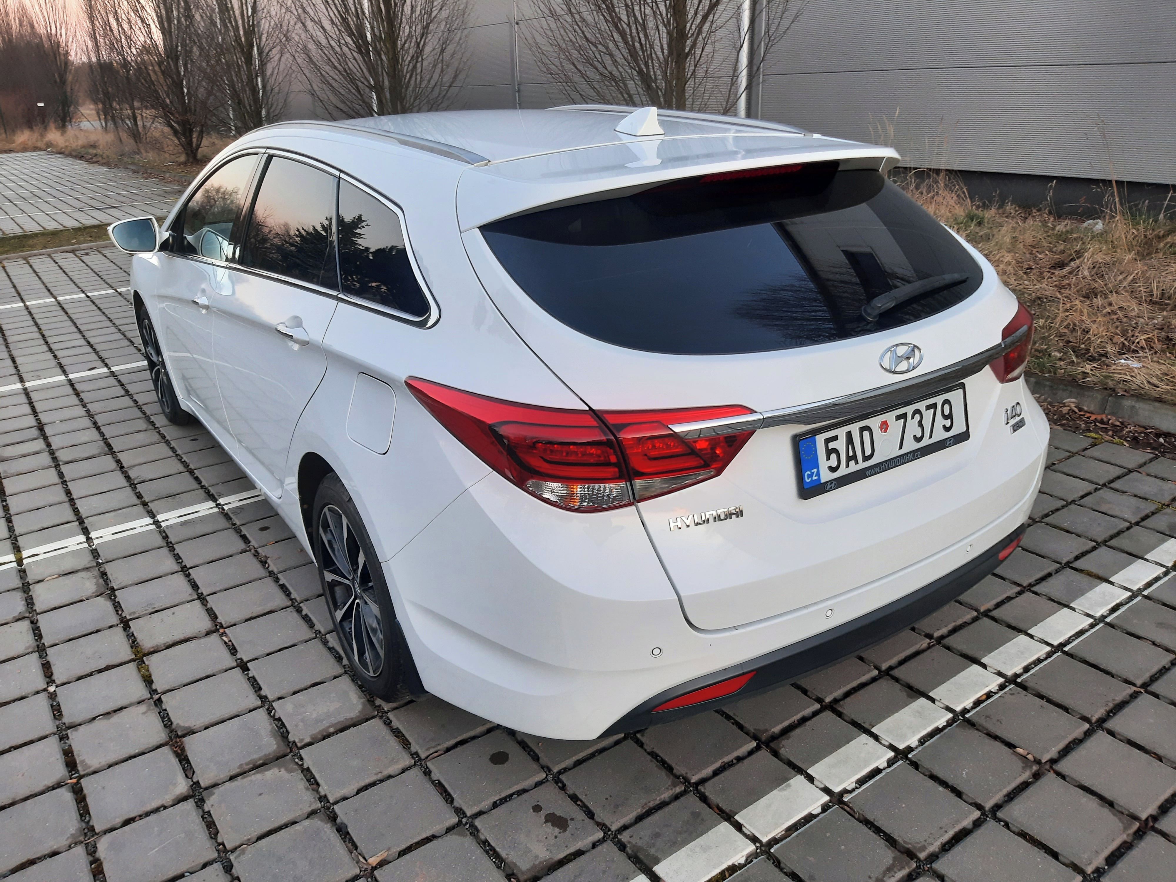 Hyundai i40, 1.7 CRDI 104kW, NOVÉ V ČR, DPH - fotka 4