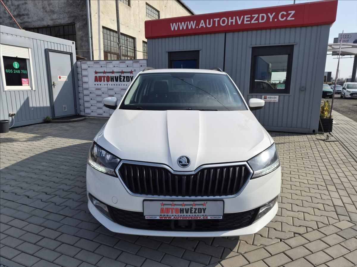 Škoda Fabia, 1,0 TSI ČR AMB NAVI TAŽNÉ - fotka 5