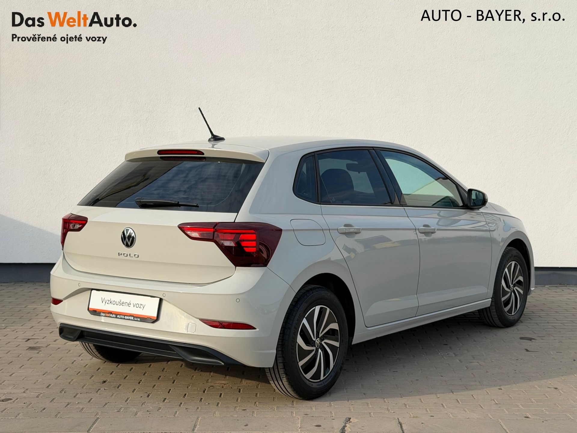 Volkswagen Polo, Life 1.0 TSI 70 kW MAN - fotka 2