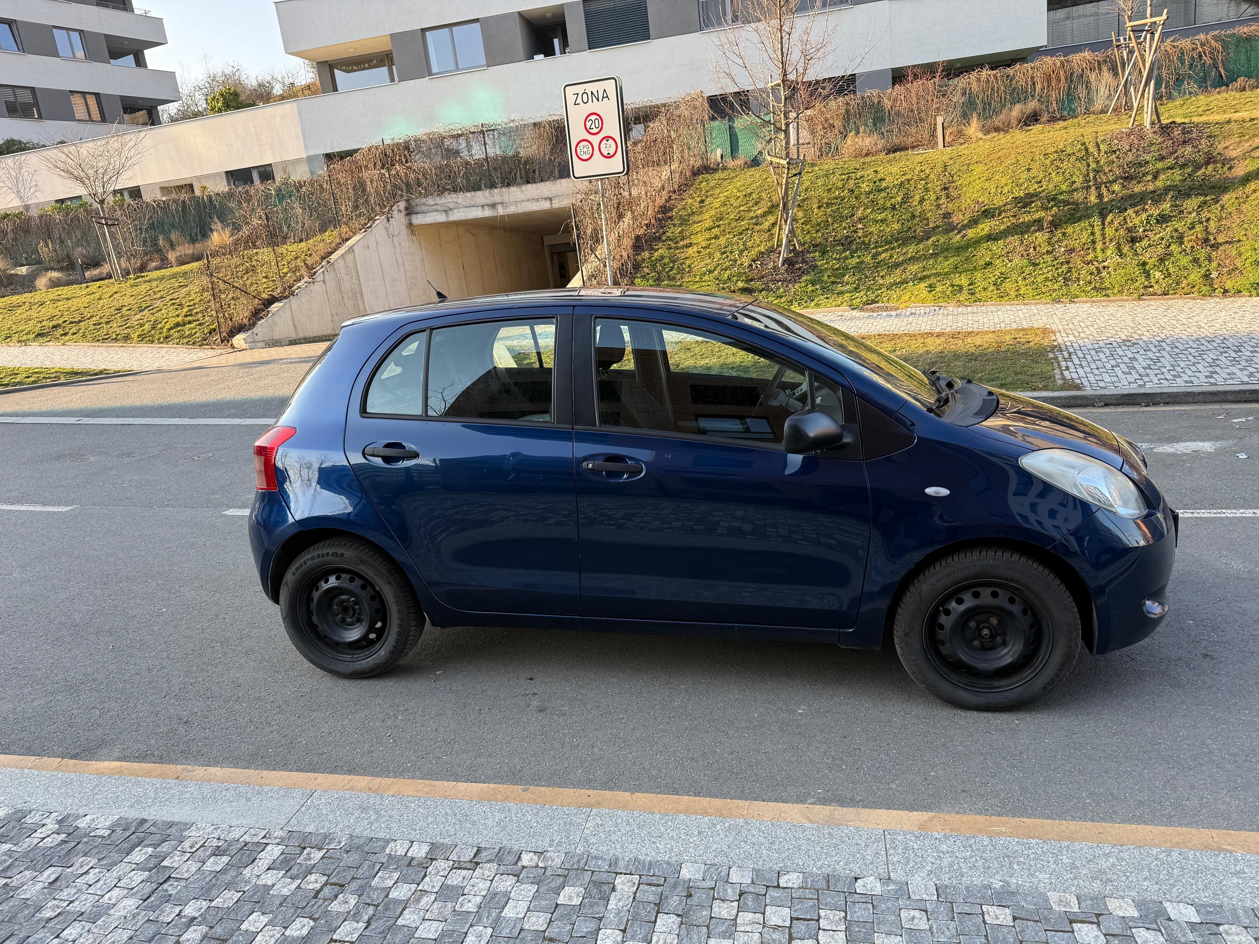 Toyota Yaris, 1,4 D-4D full servis ČR nováTK - fotka 4
