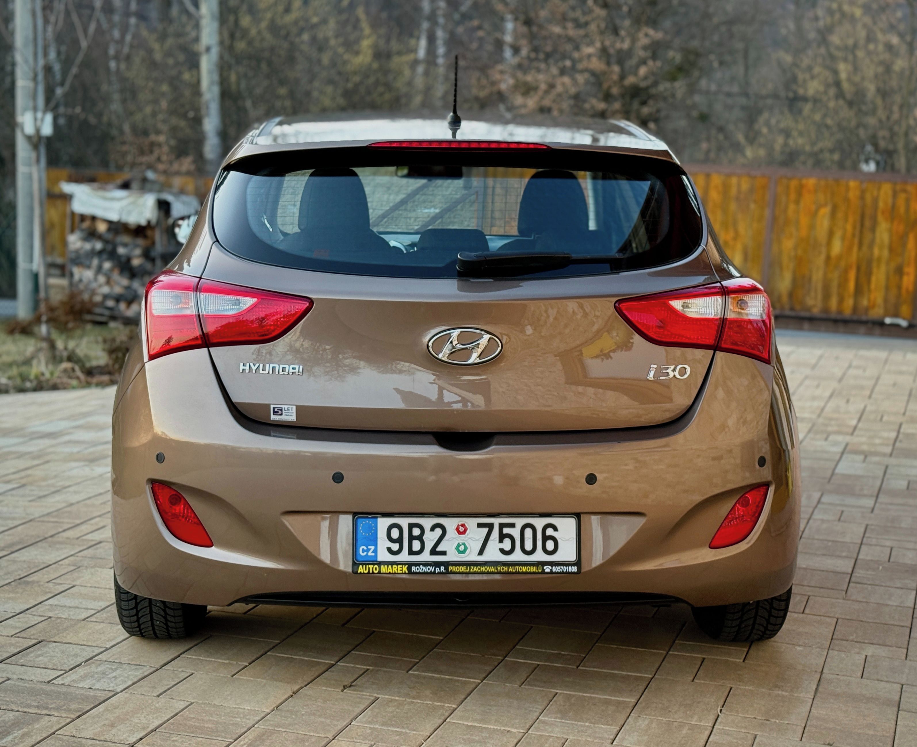 Hyundai i30, 27 000Km - fotka 4