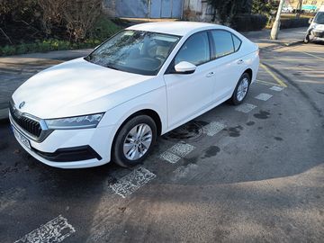 Octavia 2.0. 85kw 1maj čr