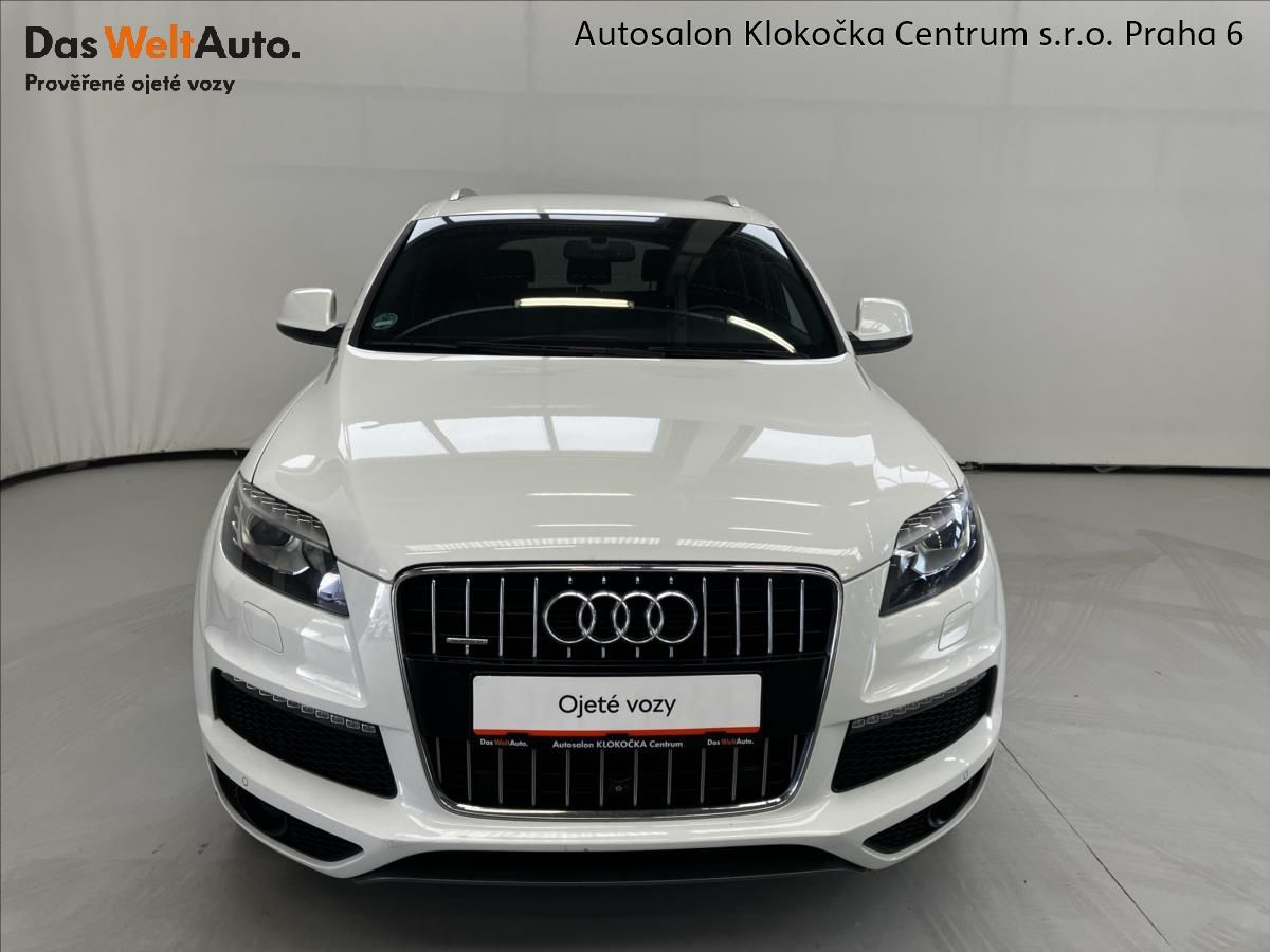 Audi Q7, TDI180 kW S-line 8TT Quattro - fotka 4