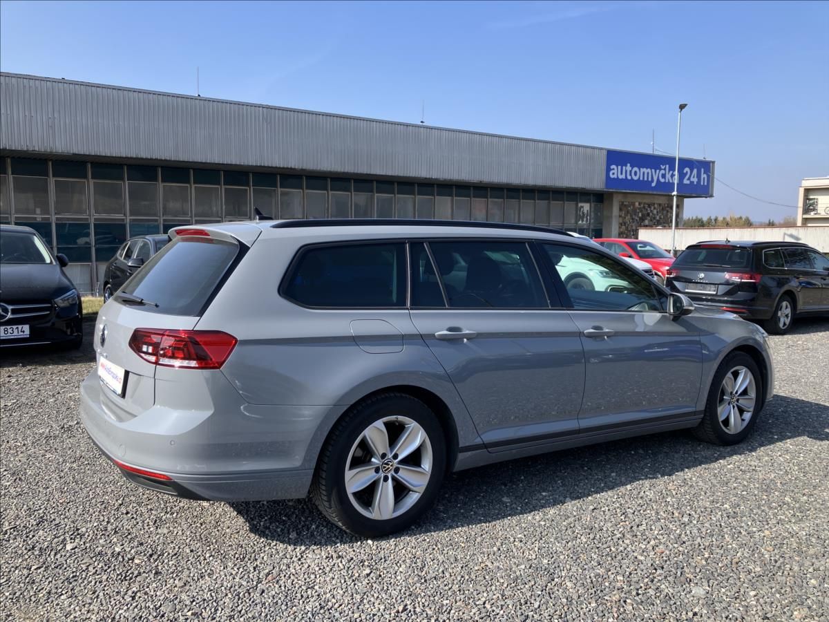 Volkswagen Passat, 2,0 TAŽNÉ, KEYLESS, EL.KUFR - fotka 6