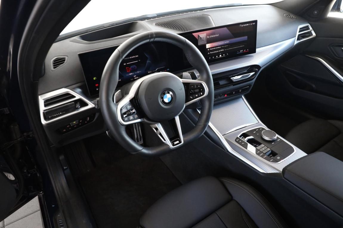 BMW Řada 3, 330d xDrive Sedan - fotka 2