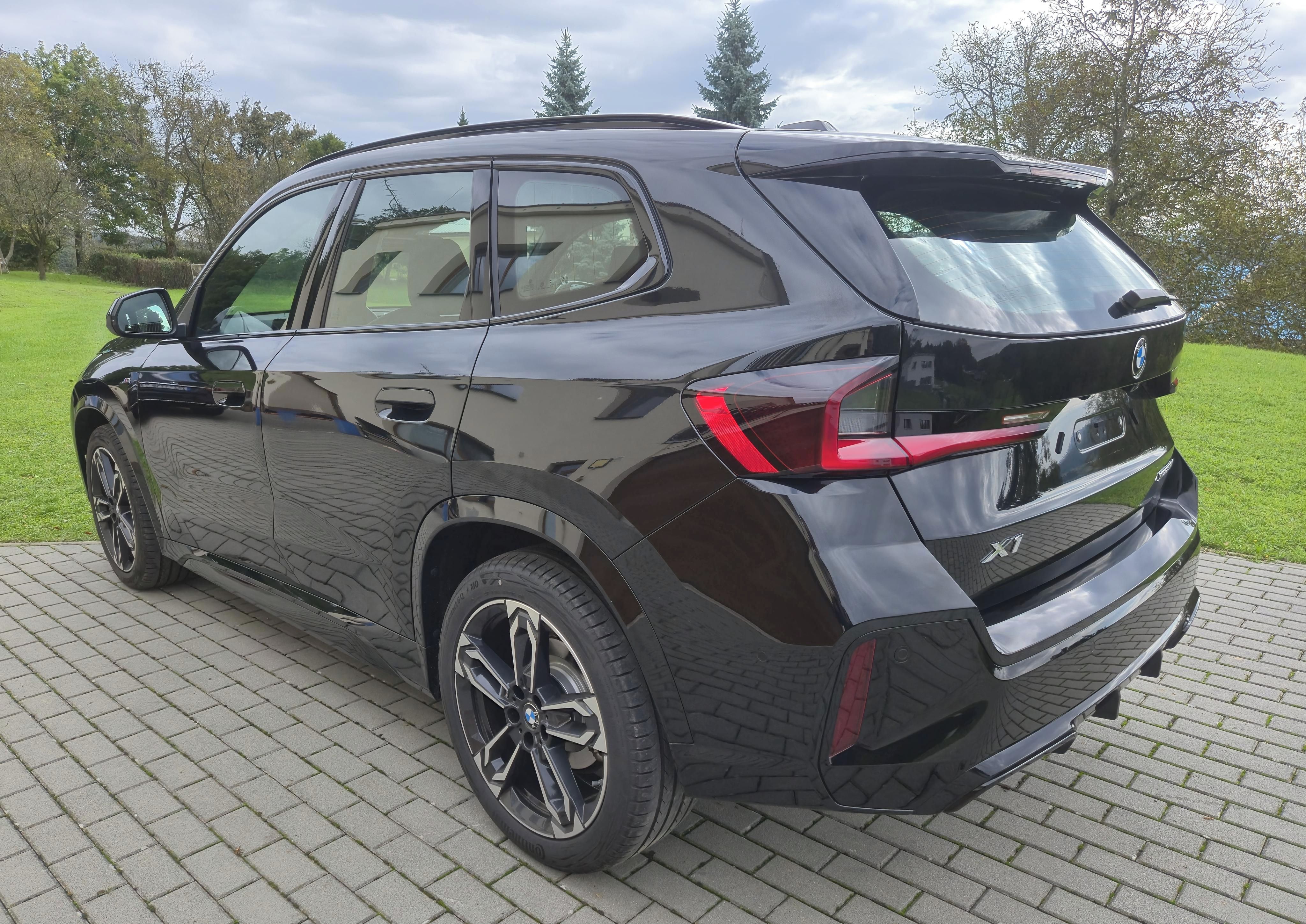BMW X1, X1 xDrive 23d* 4.500KM *Záruka - fotka 4