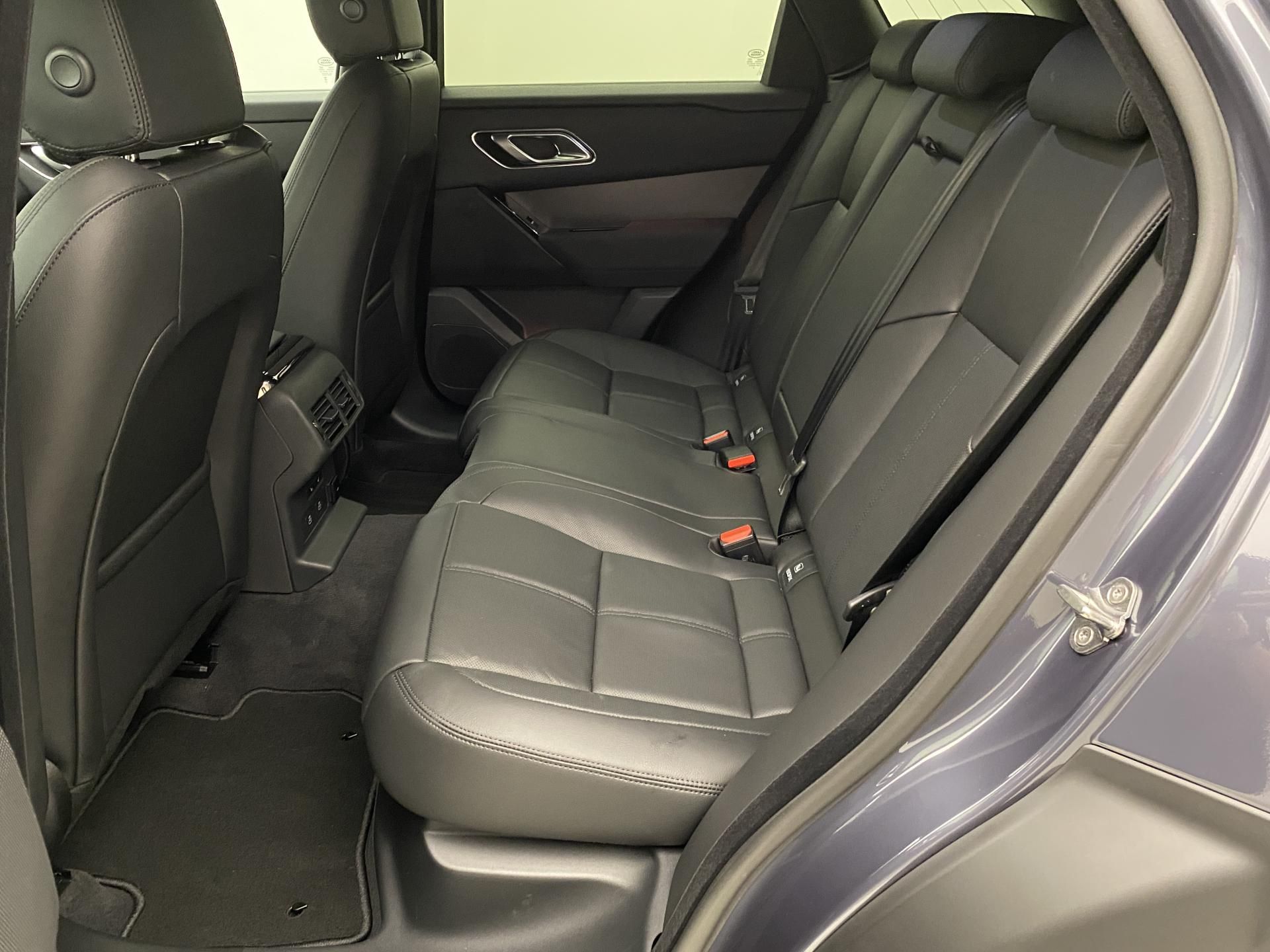 Land Rover Range Rover Velar, D200 S AUT AWD - fotka 6