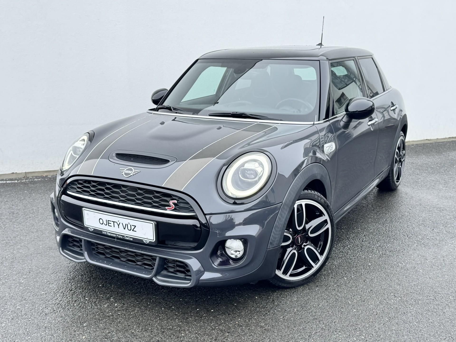 Mini Cooper, MINI COOPER S