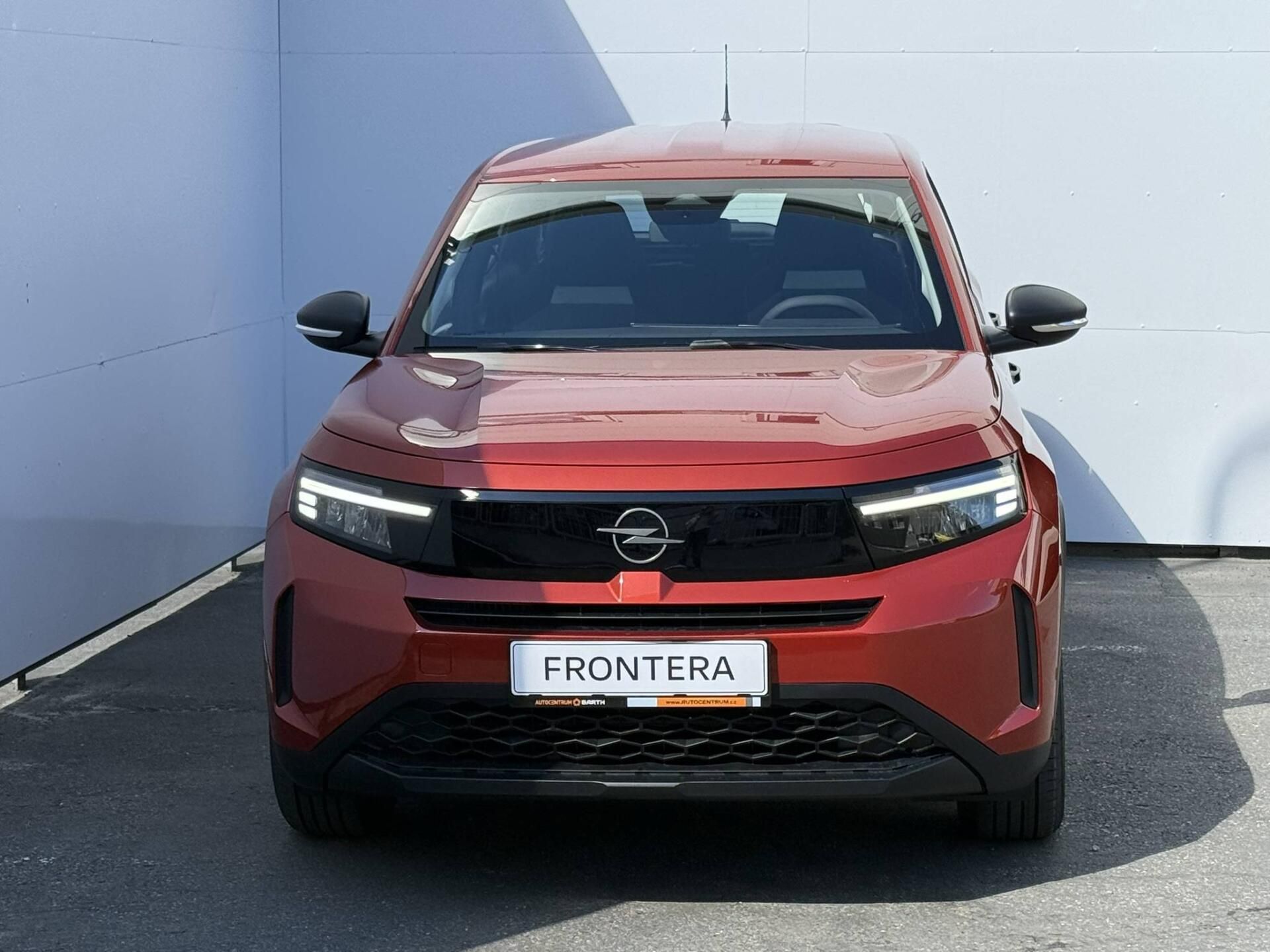 Opel Frontera, Edition Hybrid  1,2 TURBO - fotka 2