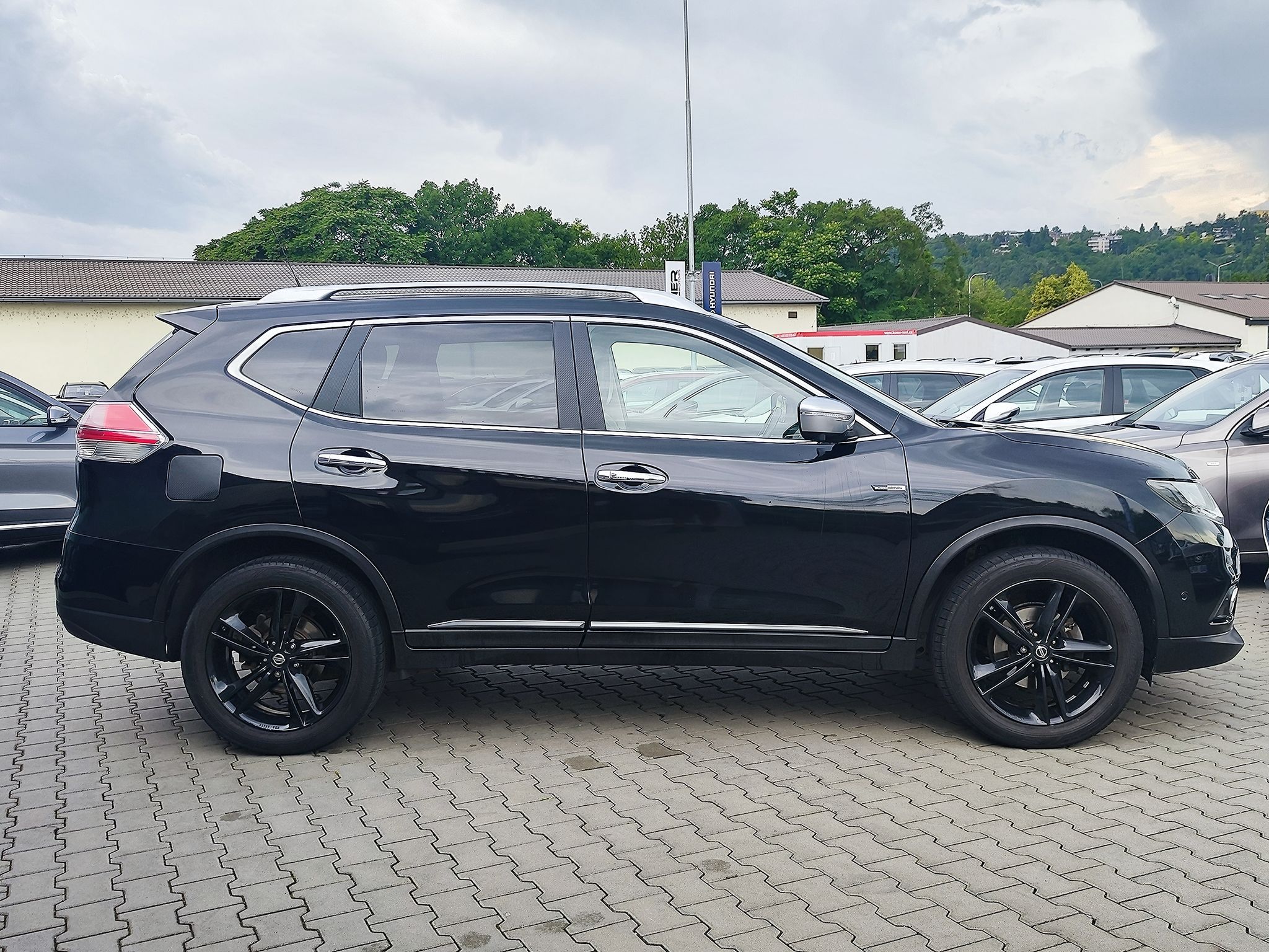 Nissan X-Trail, 1.6 DCI/96kW Black Edition - fotka 4