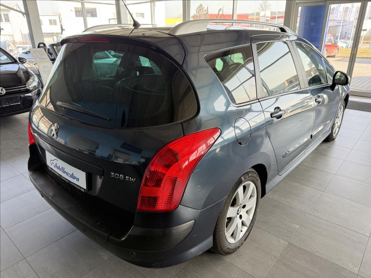 Peugeot 308, 1,6   SW,68kW,SERVISKA,7. MÍST - fotka 6