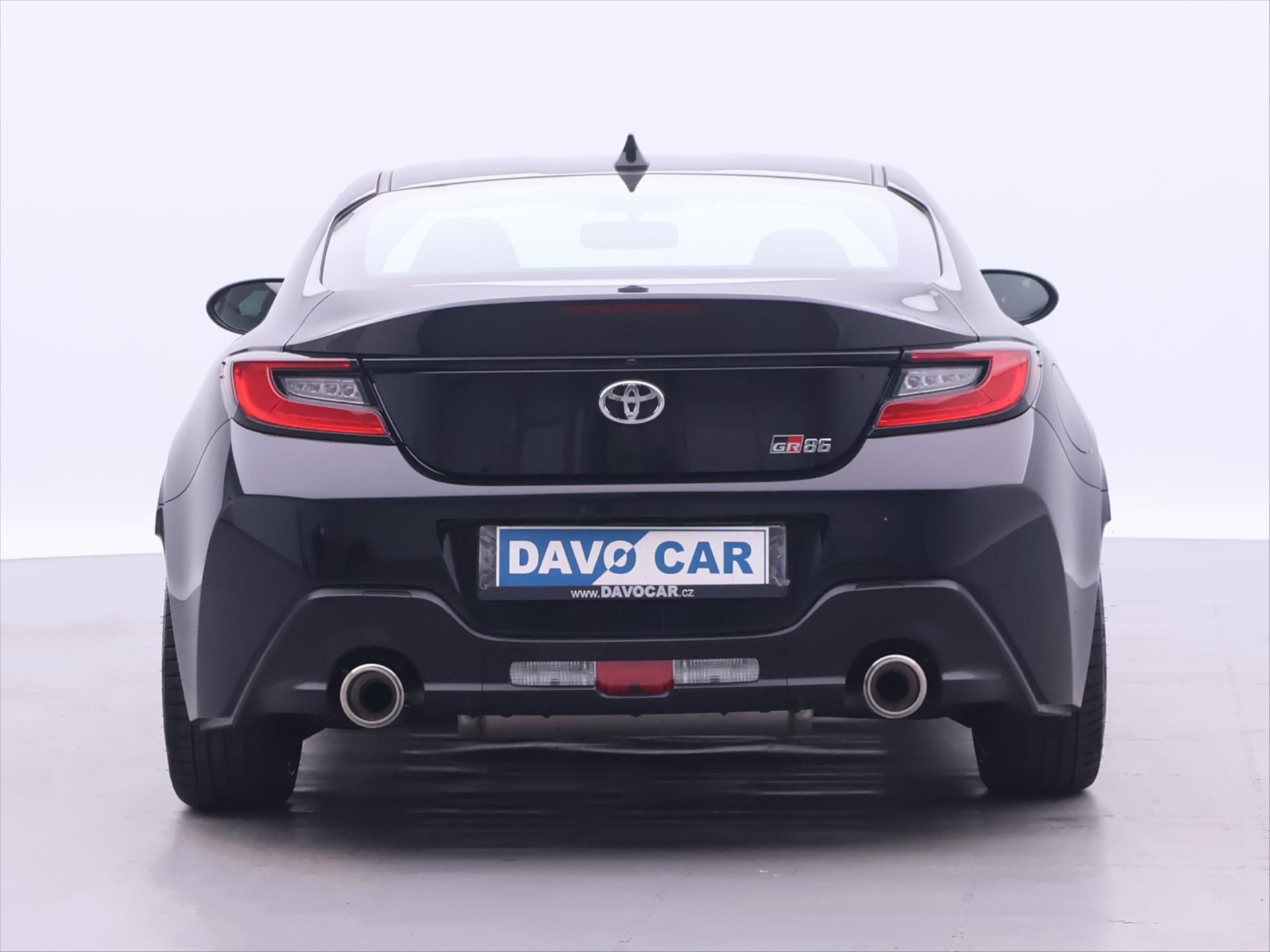 Toyota GR86, 2,4 Boxer 172kW Executive DPH - fotka 6