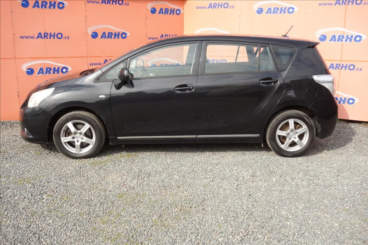 Toyota Verso, 1,6 i 97KW, ČR, KLIMATIZACE. - fotka 4