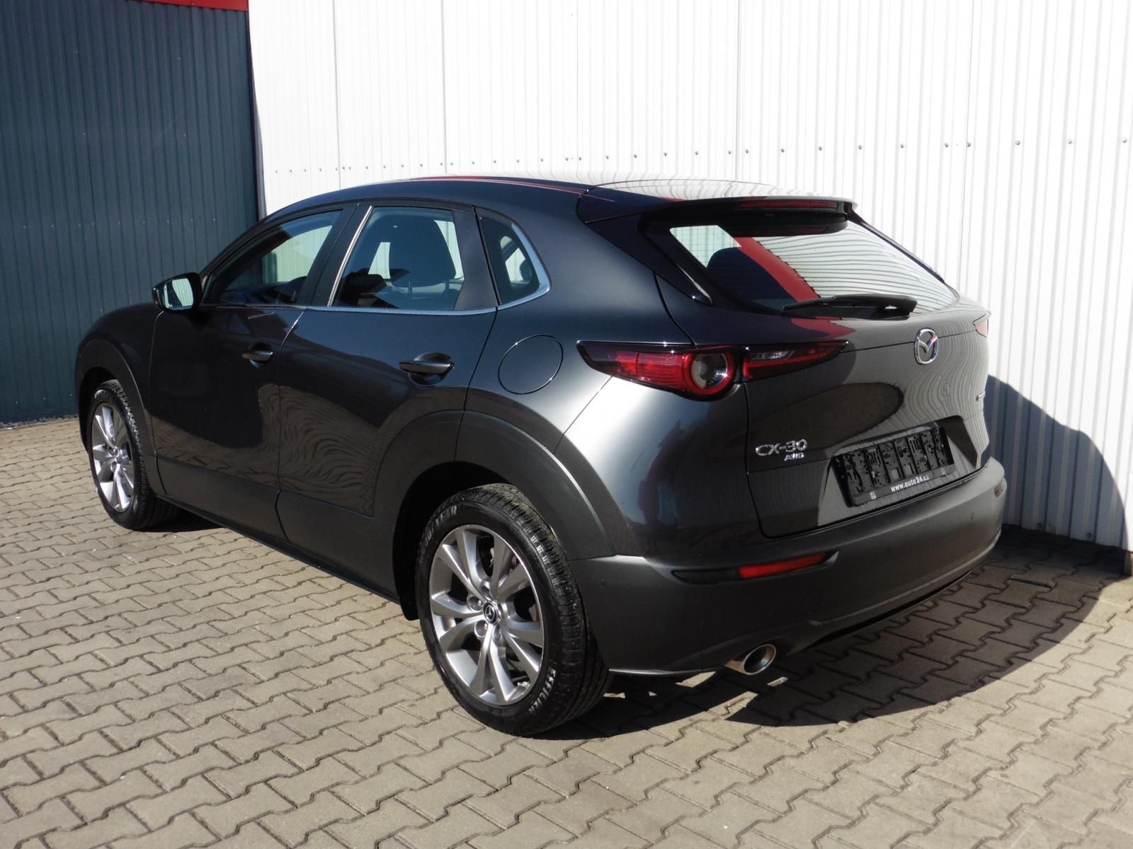 Mazda CX-30, 2.0 Sky-X 186k AWD AT ... - fotka 3