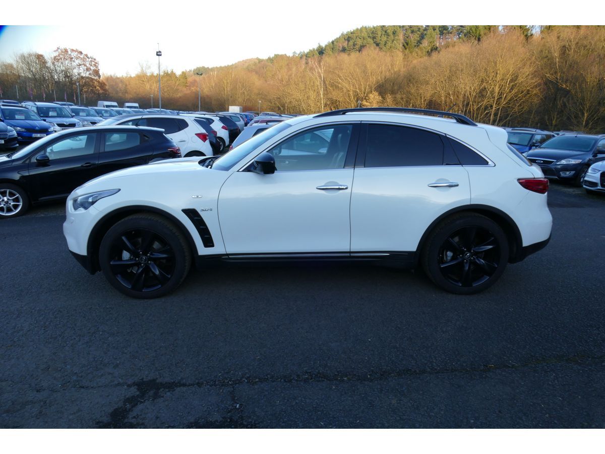 Infiniti QX4, QX70 S 3,0 175KW 4X4 - fotka 5