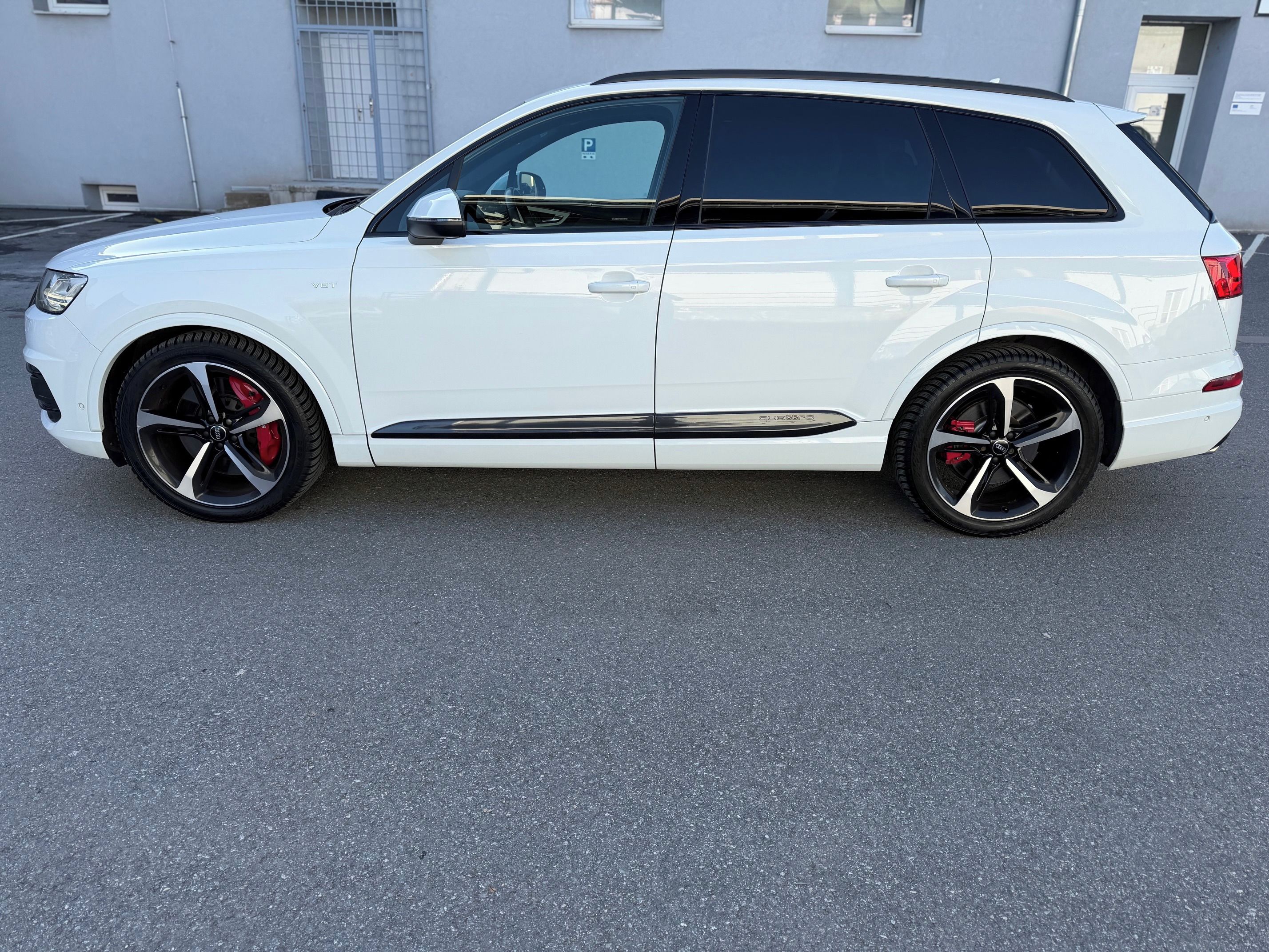 Audi SQ7, koup.ČR 7mist odpočet DPH - fotka 5