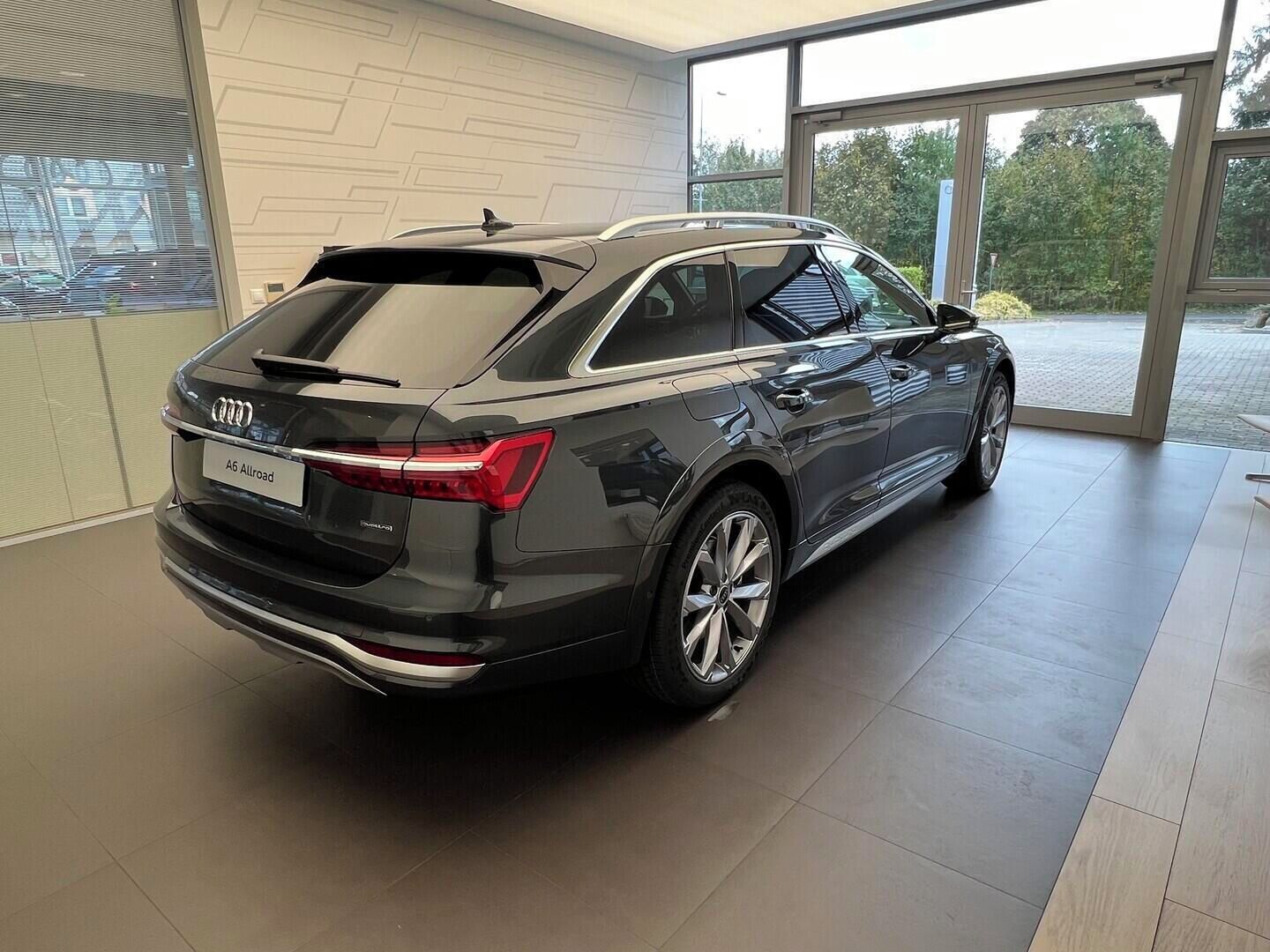 Audi A6 allroad, 55 TDI  253 kW - fotka 3