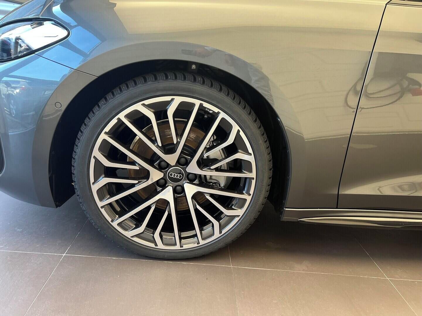 Audi A5, Avant TDI quattro 150 kW - fotka 5