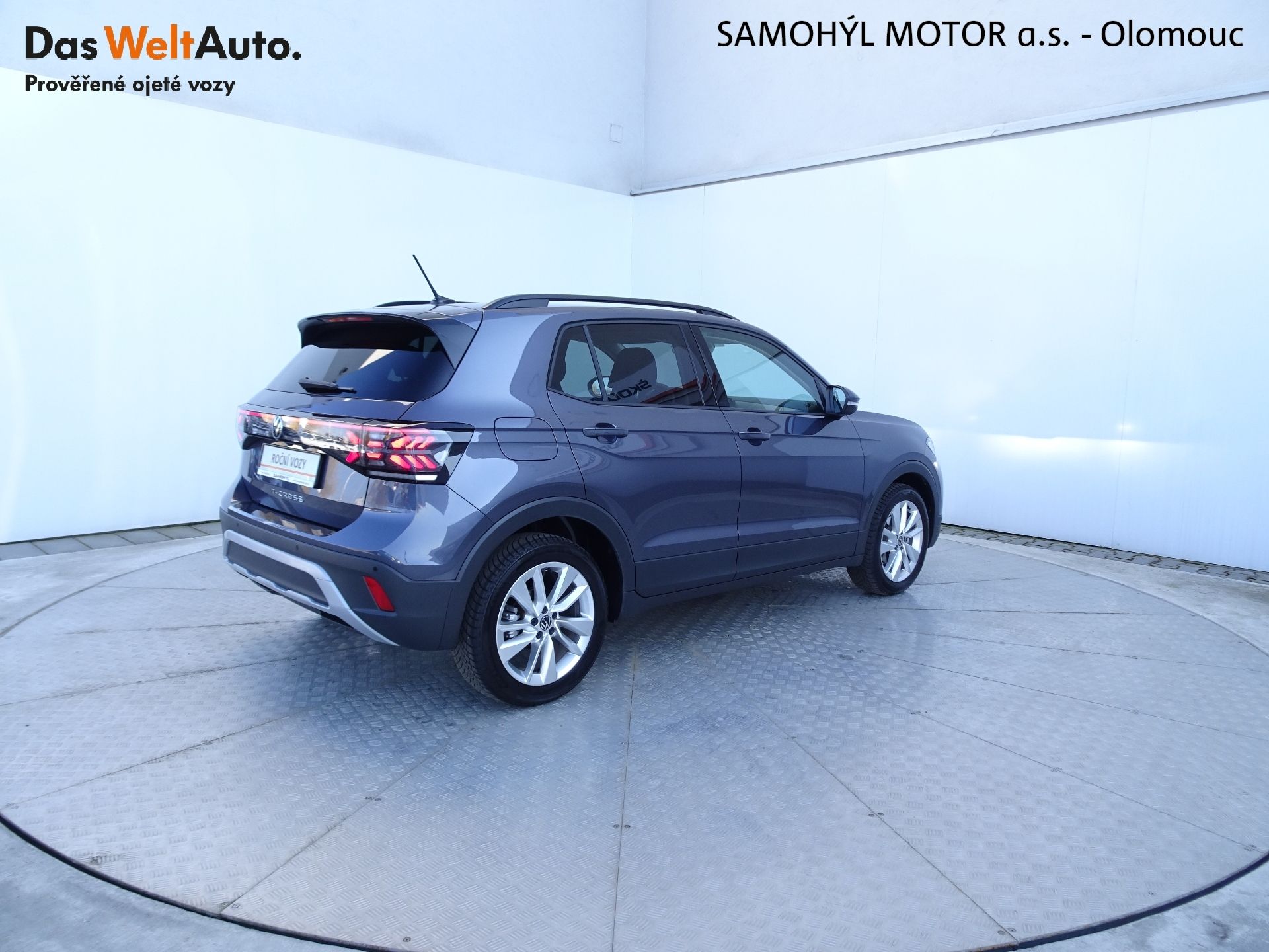 Volkswagen T-Cross, 1.0TSI BMT DSG People - fotka 2