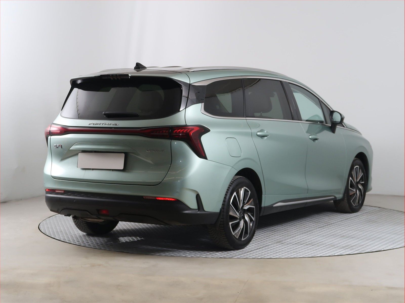 Dongfeng U-Tour, 1.5 Turbo, Automat, 7 míst - fotka 5