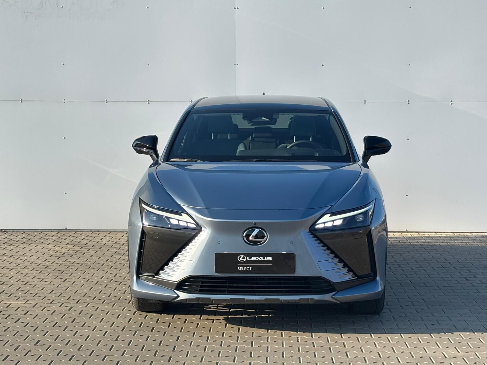 Lexus RZ 450e, Luxury Plus Panoramic 4x4 - fotka 4