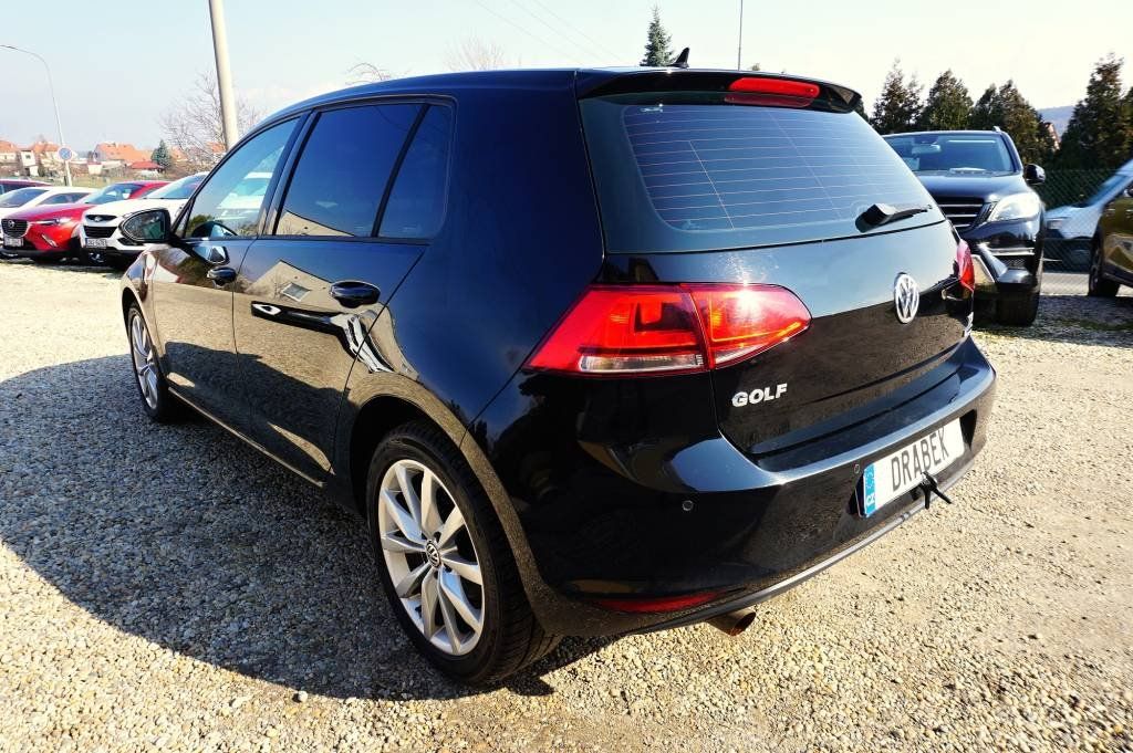 Volkswagen Golf, HIGHLINE 1,2 TSI 77 kW - fotka 6