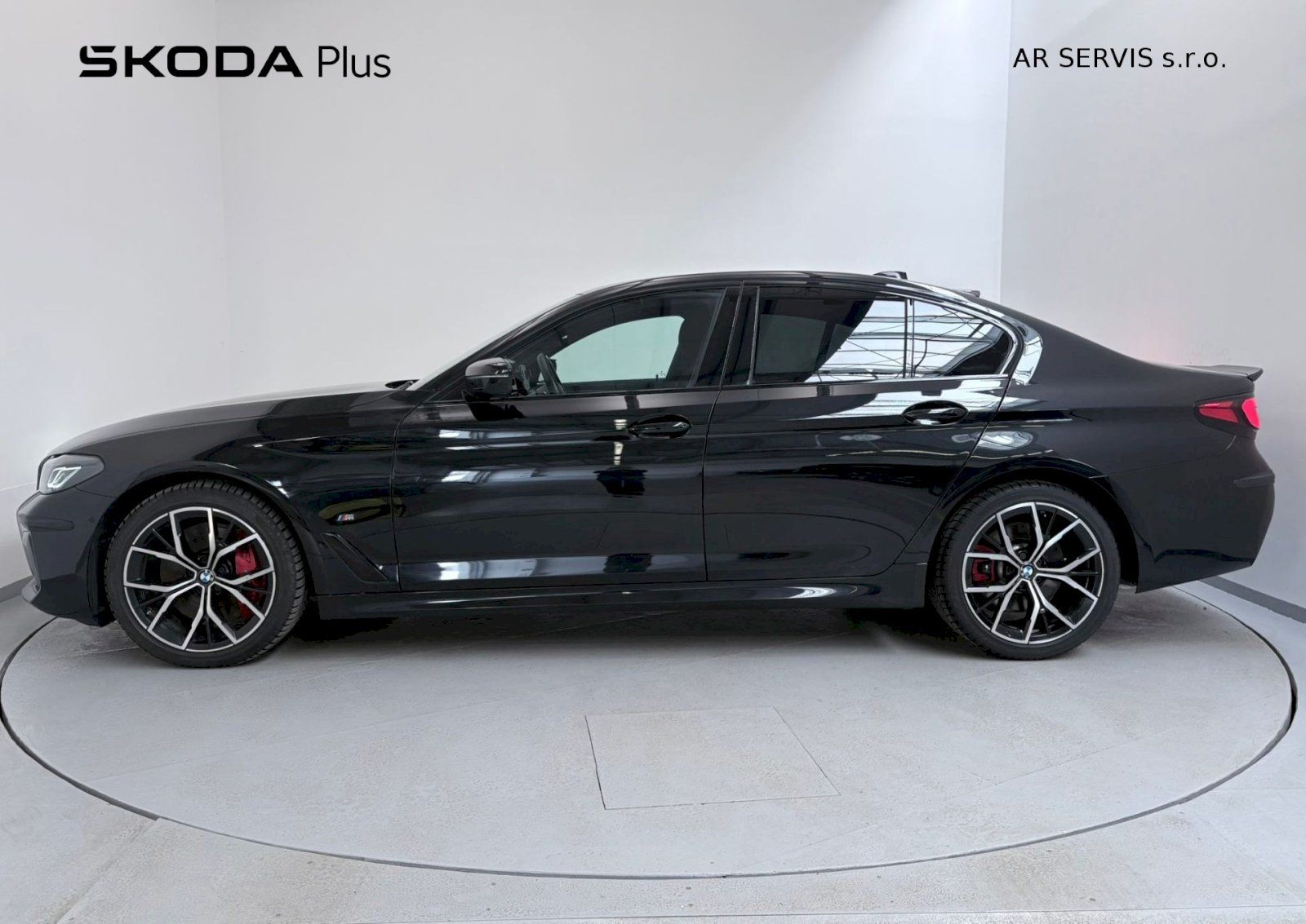 BMW Řada 5, 530D/210kW XDRIVE 8AT Mpaket, - fotka 3