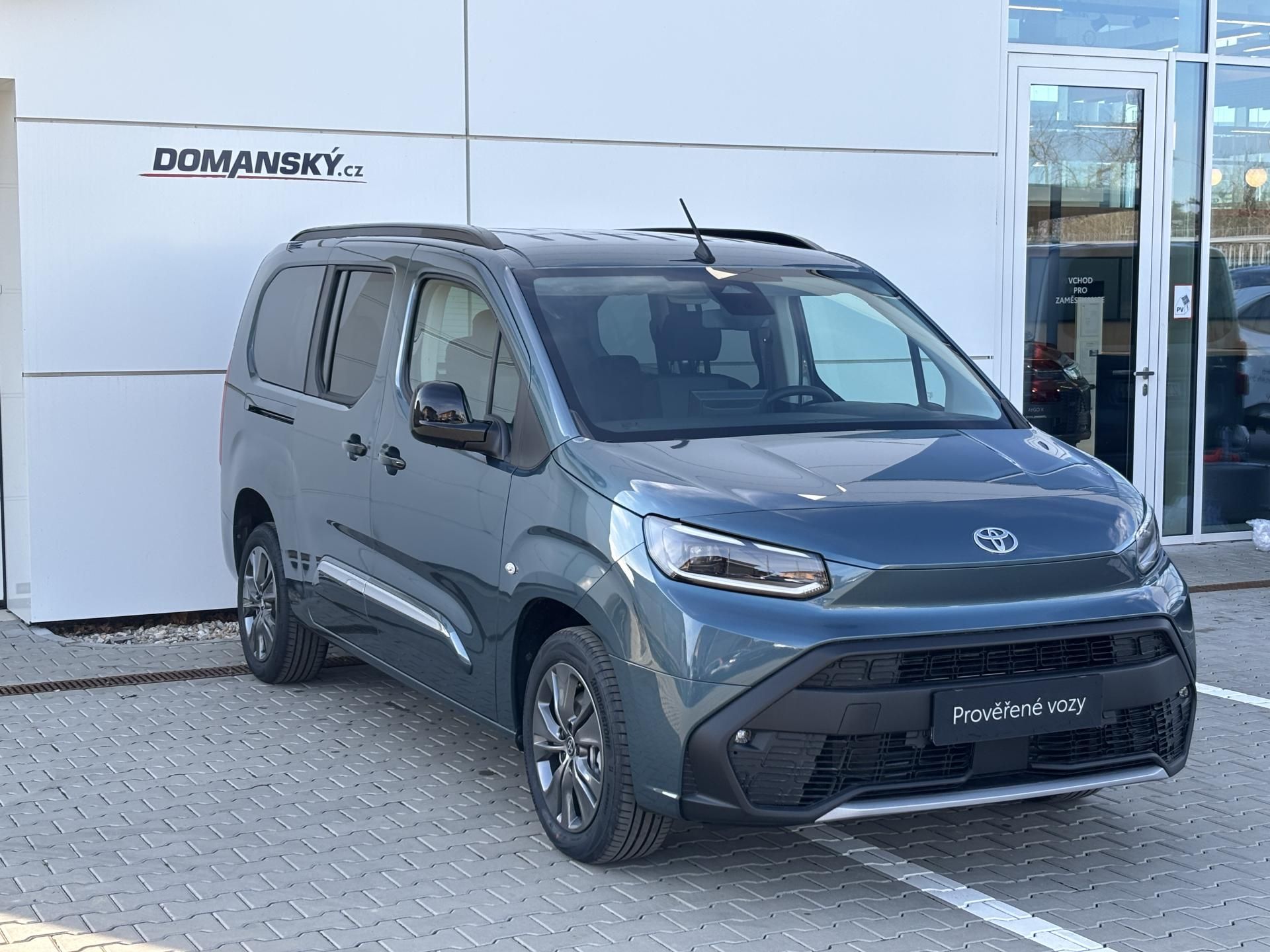 Toyota Proace City Verso, LONG FAMILY 7S 1,5D AT - fotka 2