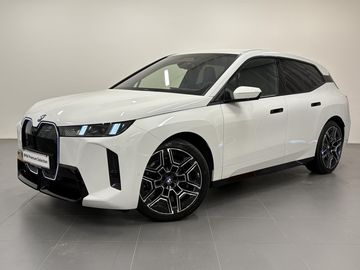 iX 45e xDrive