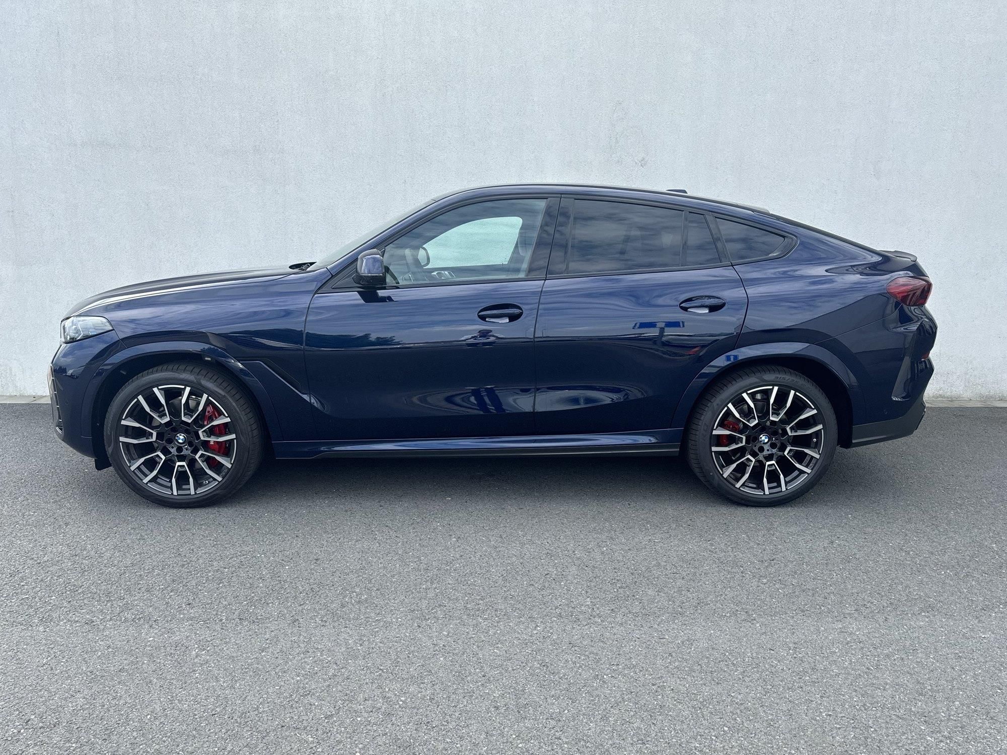 BMW X6, X6 xDrive30d - fotka 5