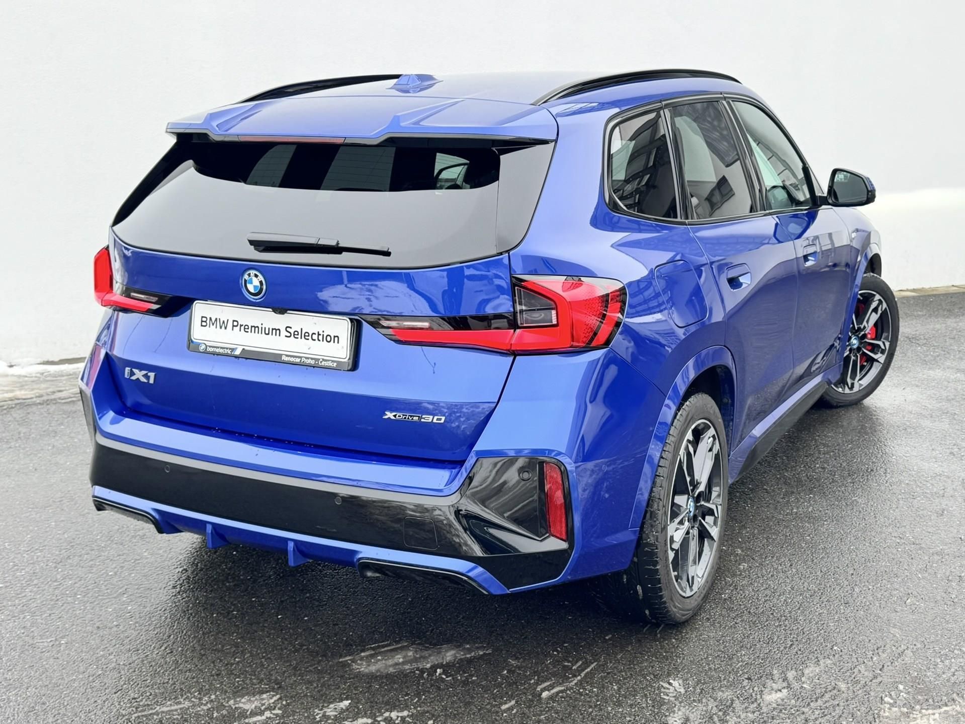 BMW iX1, iX1 xDrive30 Mpaket - fotka 3