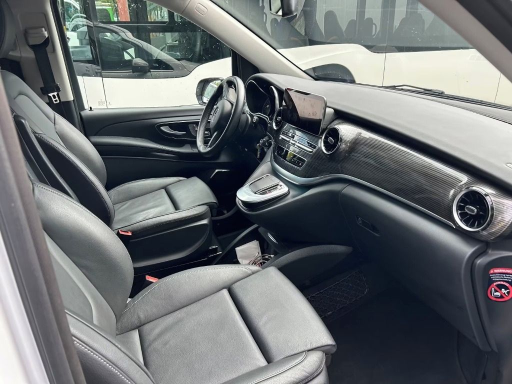 Mercedes-Benz Třídy V, 300 2.0 TDI Avantgarde*Kůže* - fotka 5
