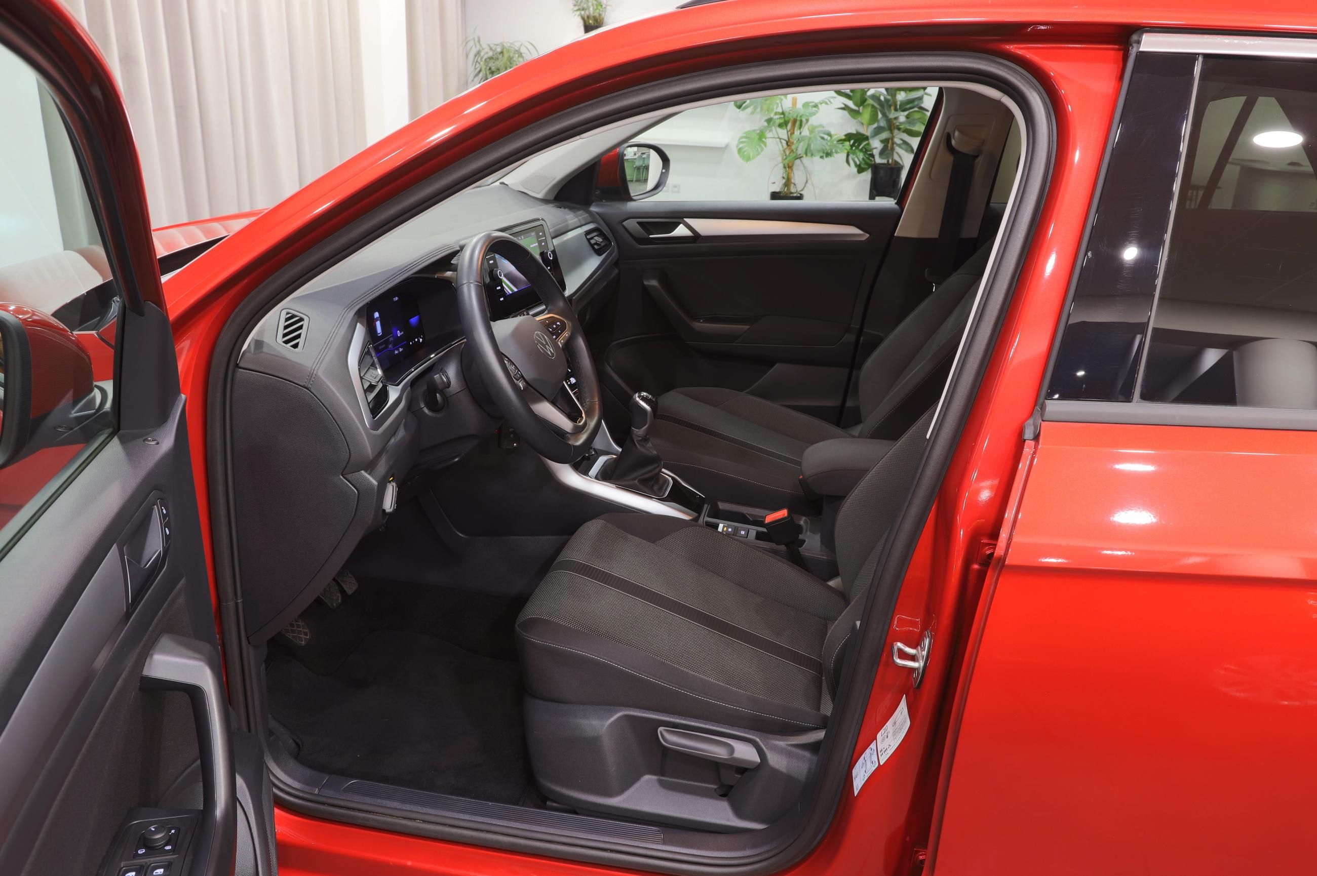 Volkswagen T-Roc, 1.5 TSI 110kW Man. / záruka - fotka 6